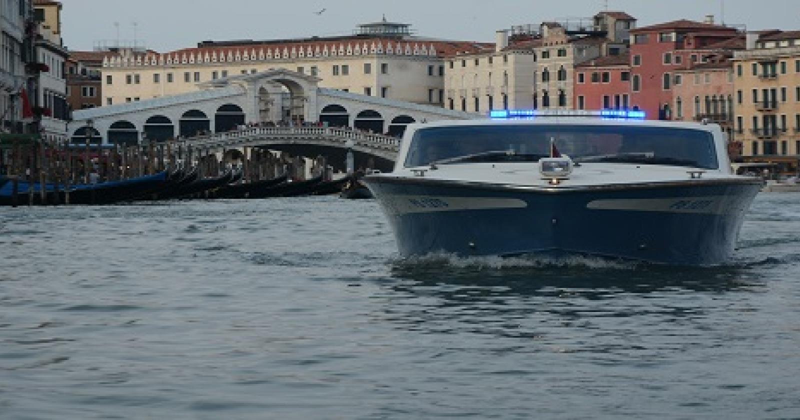 Lotta ai borseggi fermate due donne 