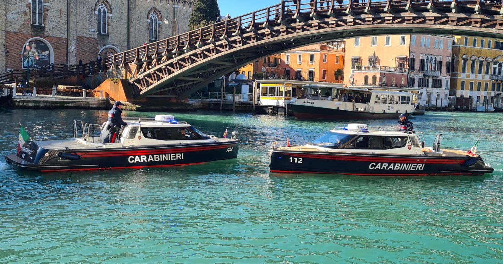 Controlli straordinari dei Carabinieri: 13 le sanzioni