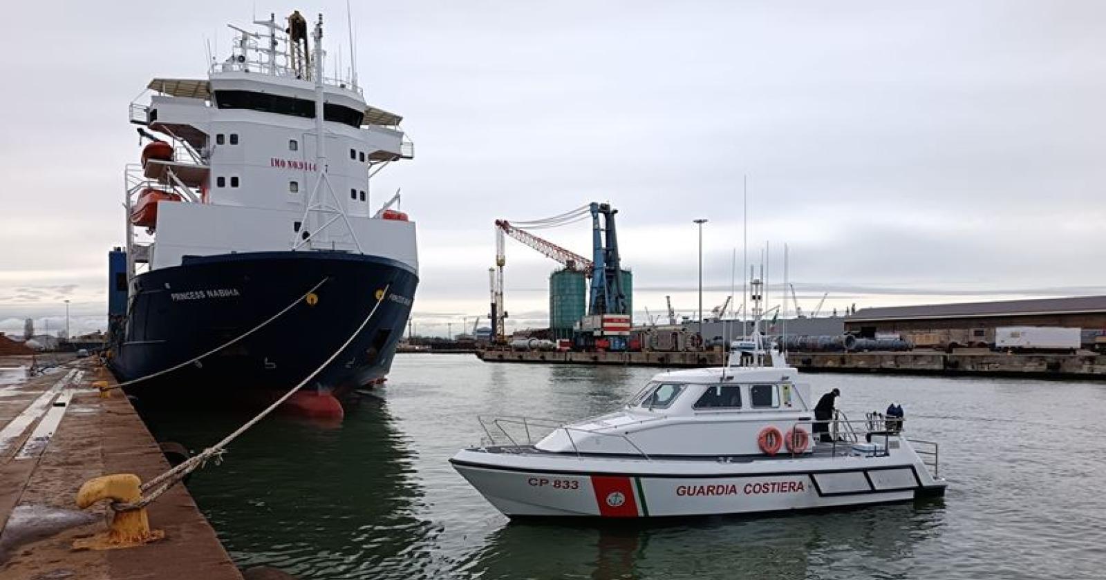 Porto Marghera, cinque navi fermate dalla Guardia Costiera