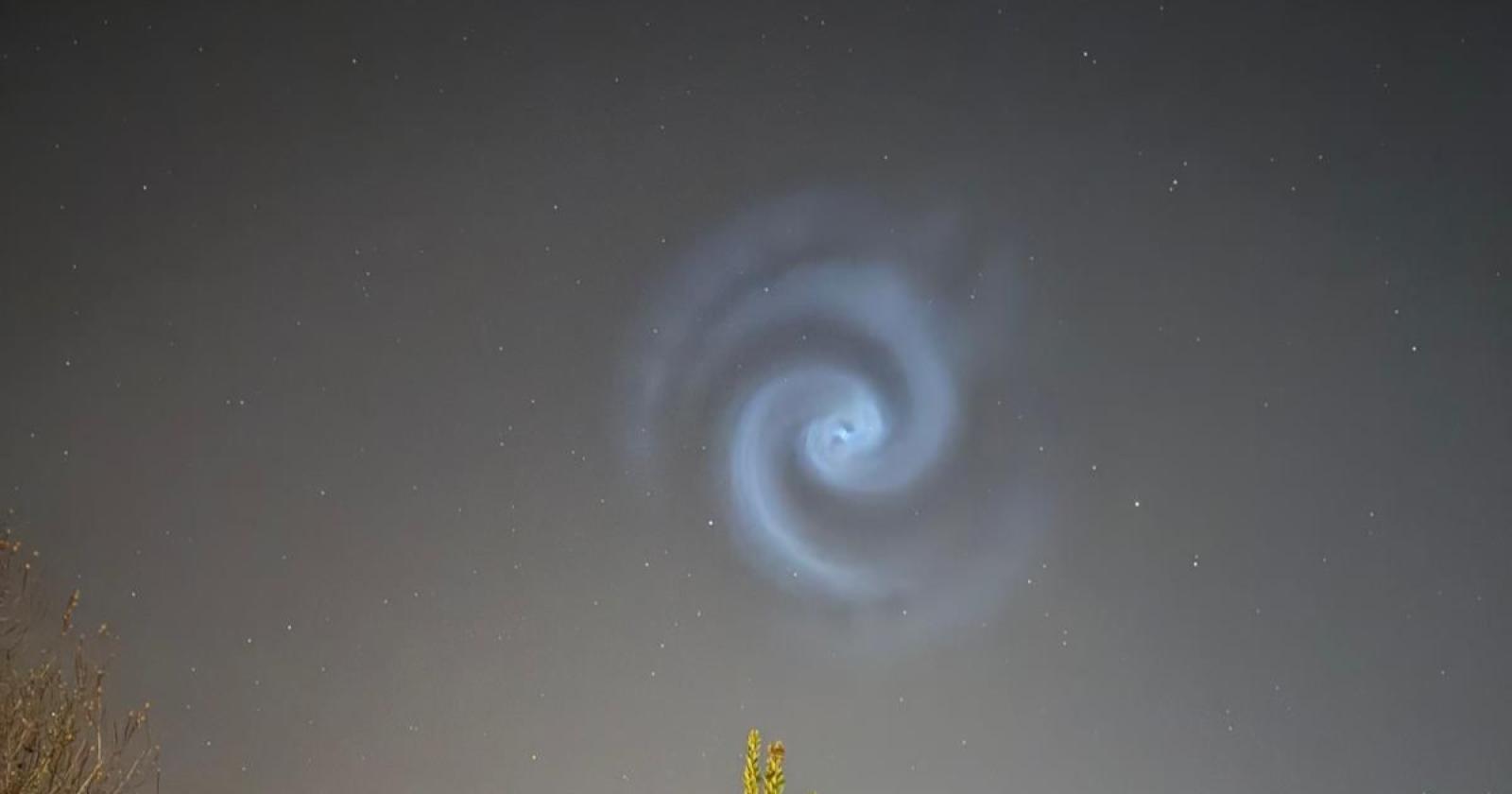 La Magia della Spirale Azzurra: Un Fenomeno Celeste tra Scienza e Mistero