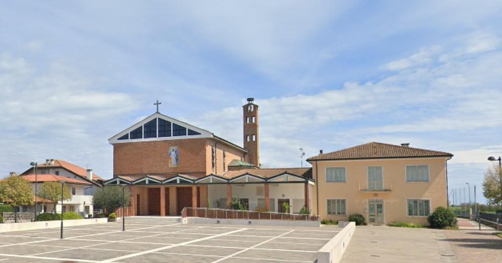 La lapide attende una ‘casa’ 