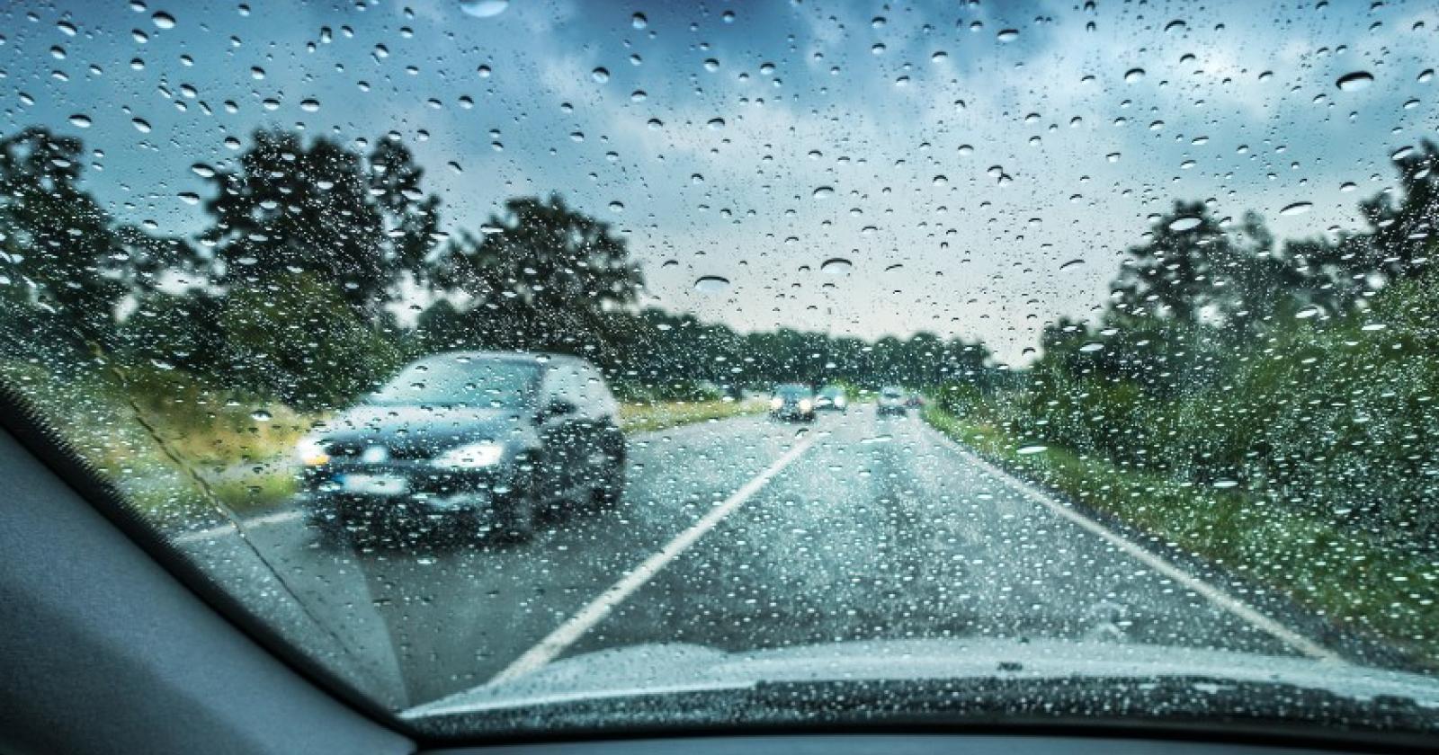 Febbraio inizia con pioggia, neve e alta marea