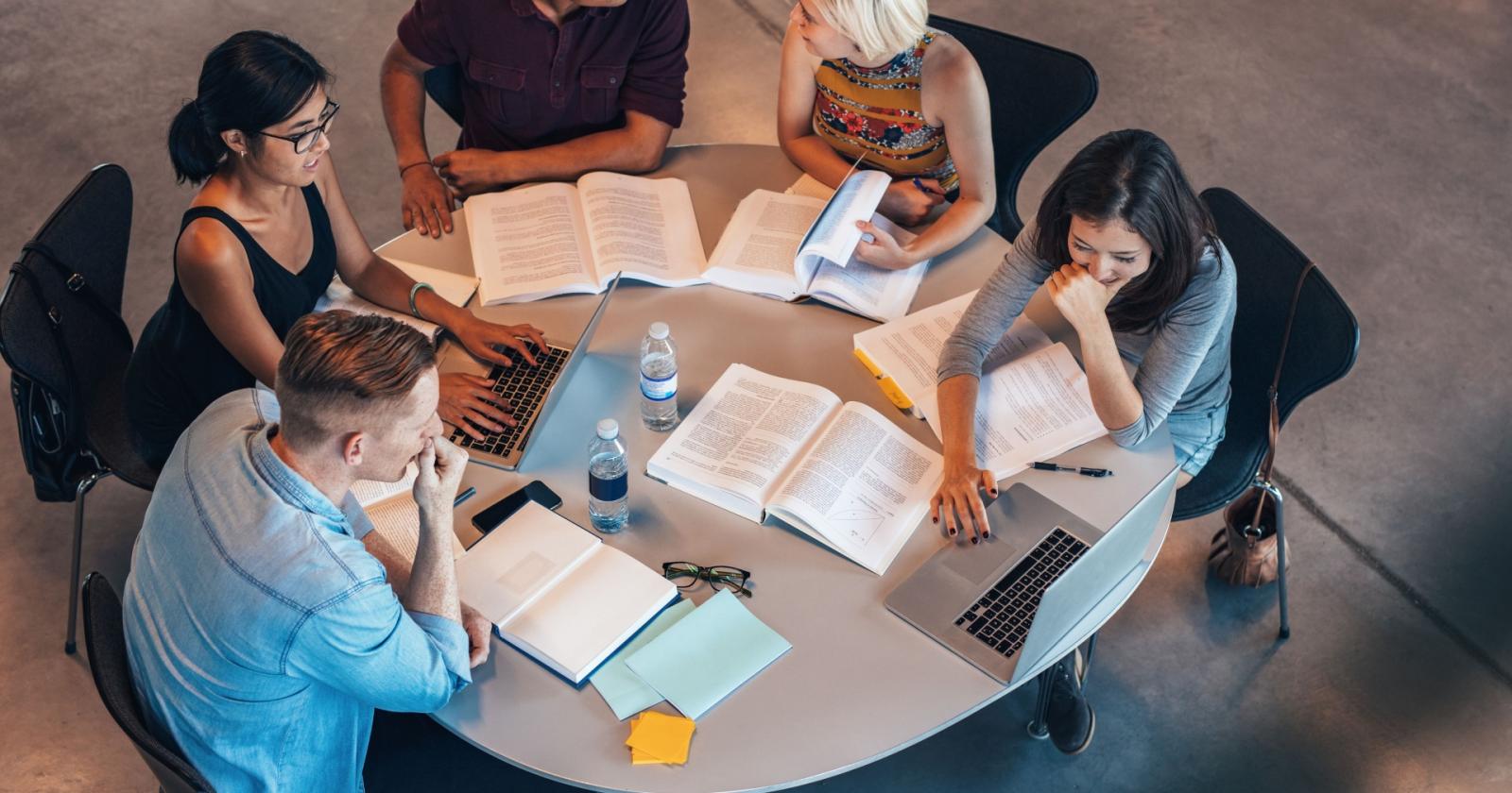 Giovani e lavoro, il Nord Est cerca un nuovo patto generazionale