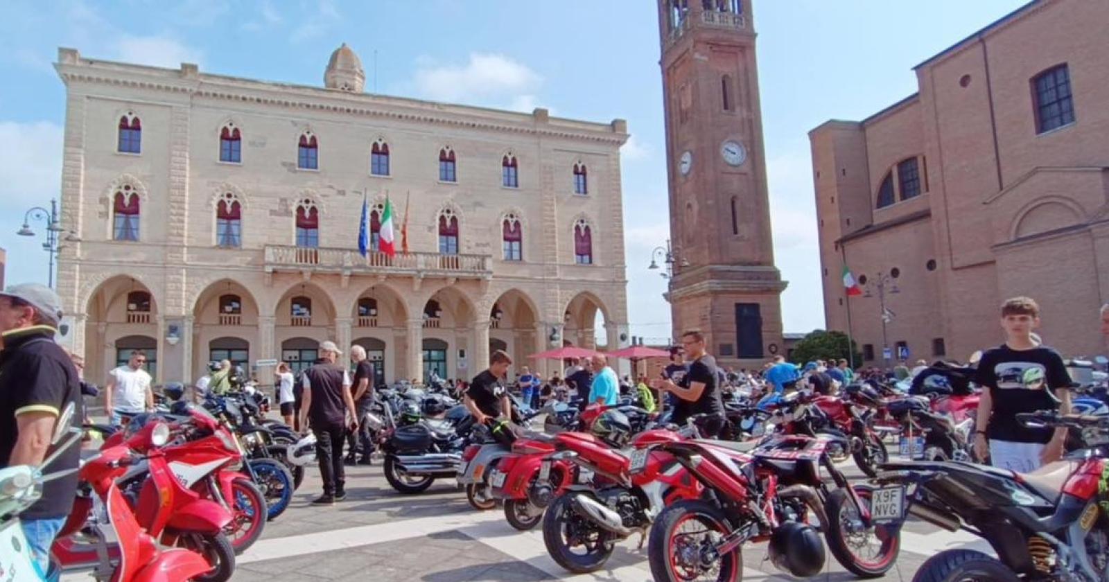 Folla da record per il 21° raduno