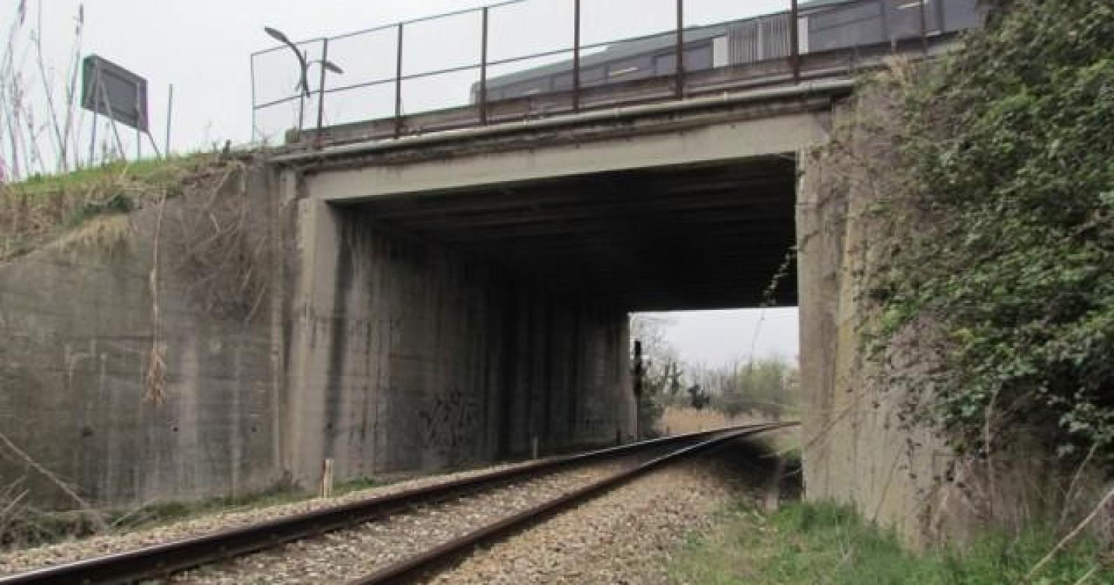 Lavori al cavalcaferrovia:luned&igrave; chiuso lo svincolo