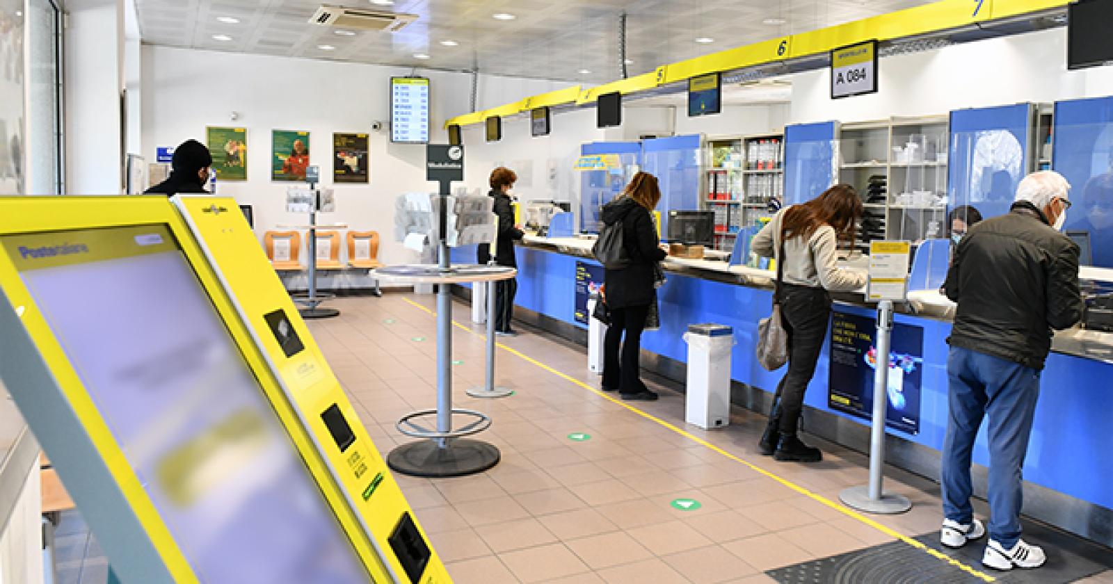 Le Poste aprono le selezioni per consulenti finanziari
