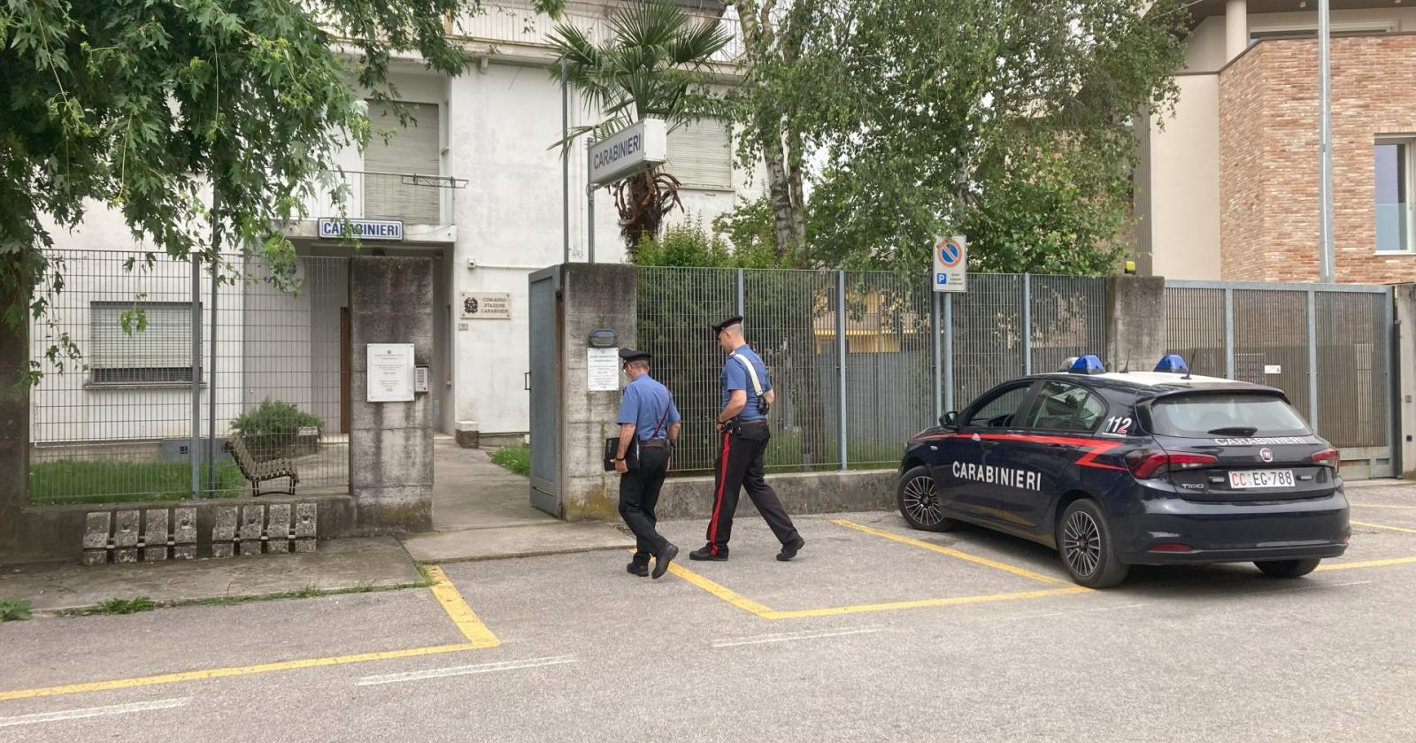 Aggredisce l’ex, arrestato 49enne