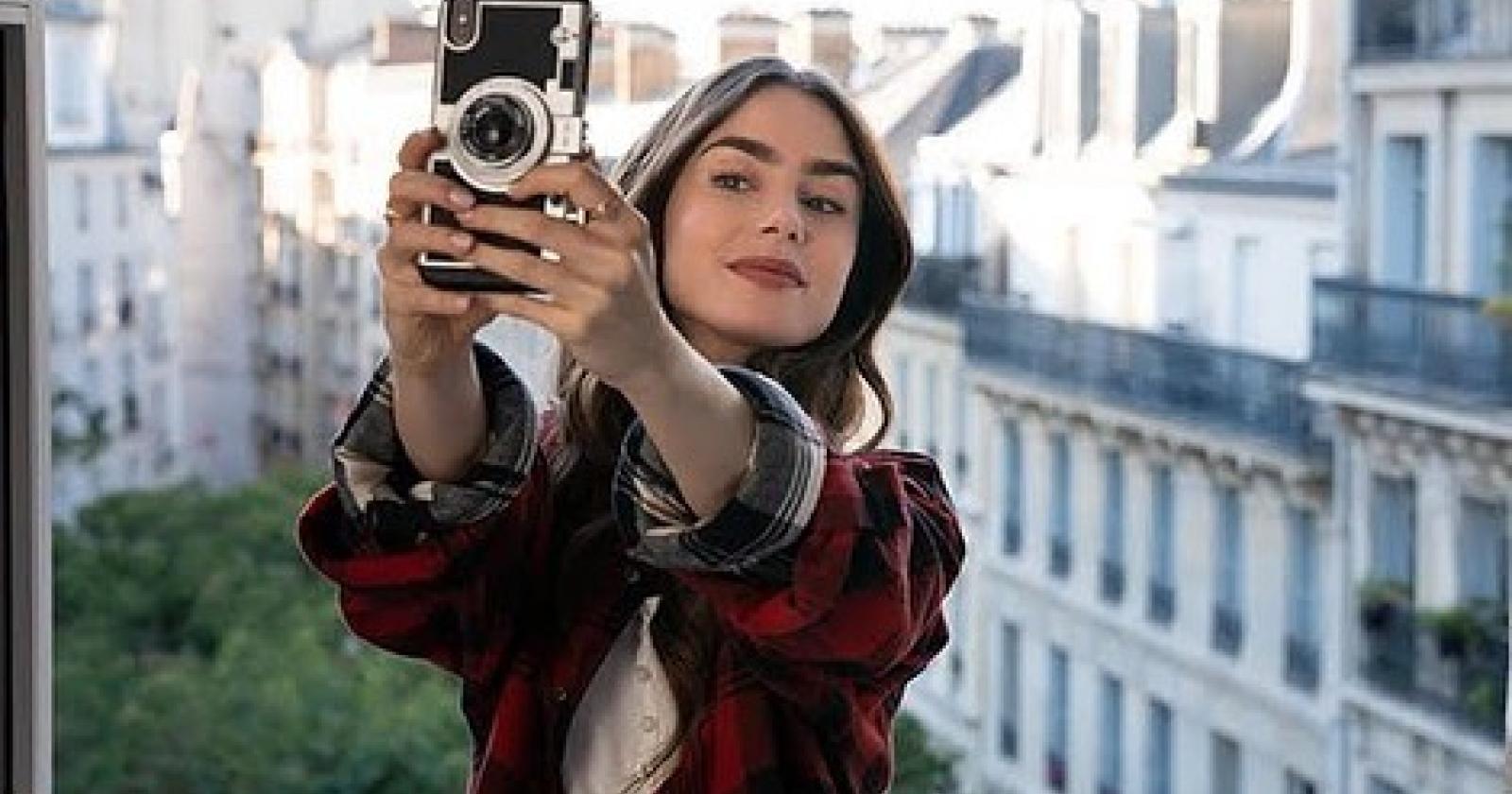 Emily in Paris cerca comparse a Venezia, ma i requisiti sono rigidissimi