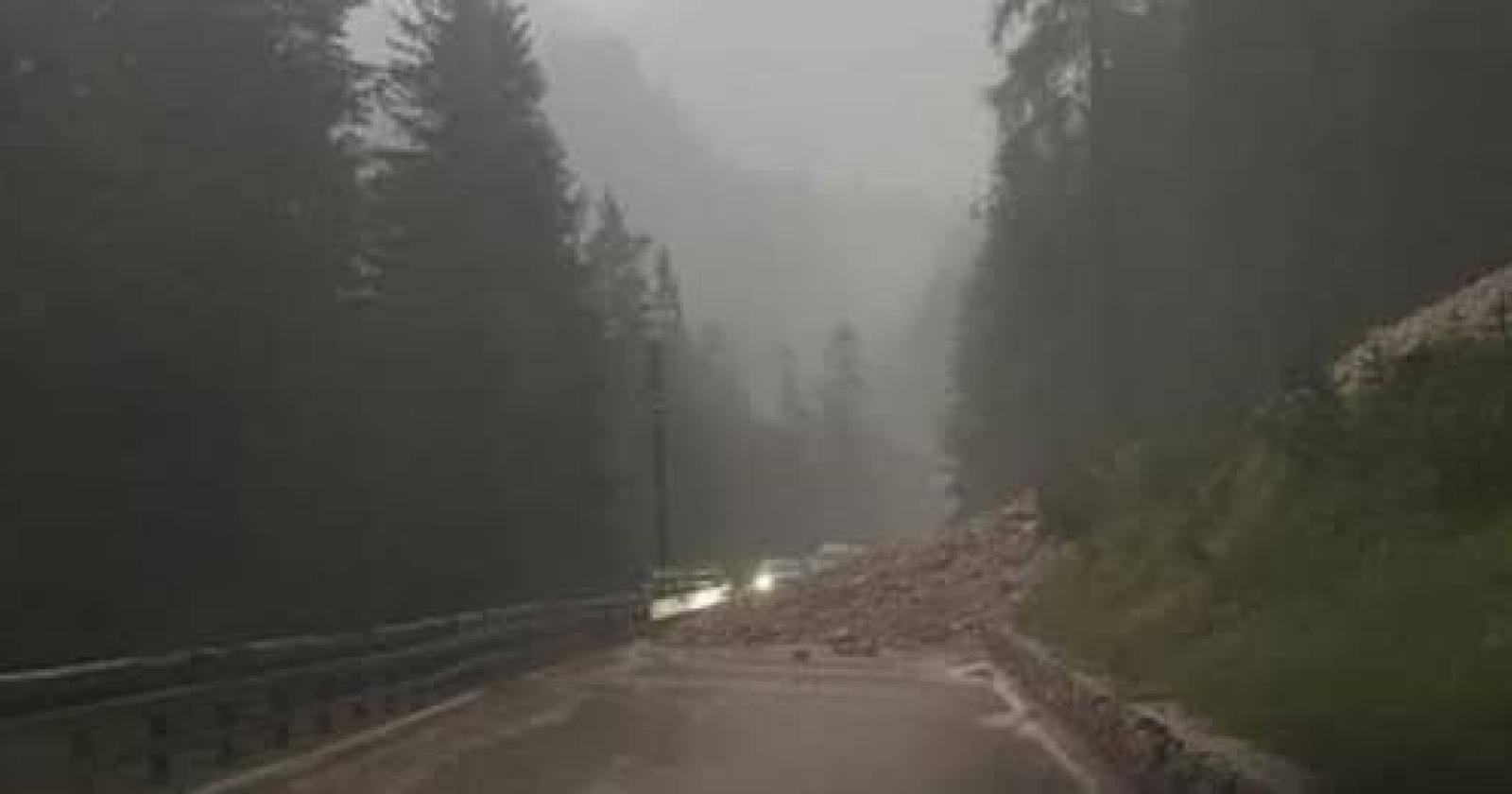 Frane in montagna, l'attenzione è alta.  Possibili chiusure in caso di maltempo