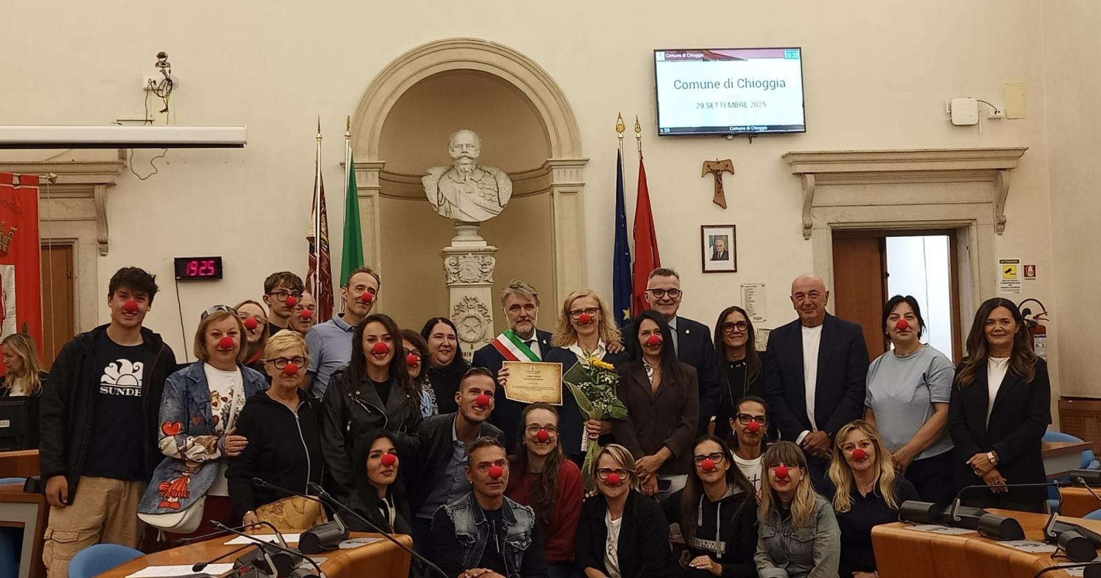 Dieci anni di impegno e sorrisi 