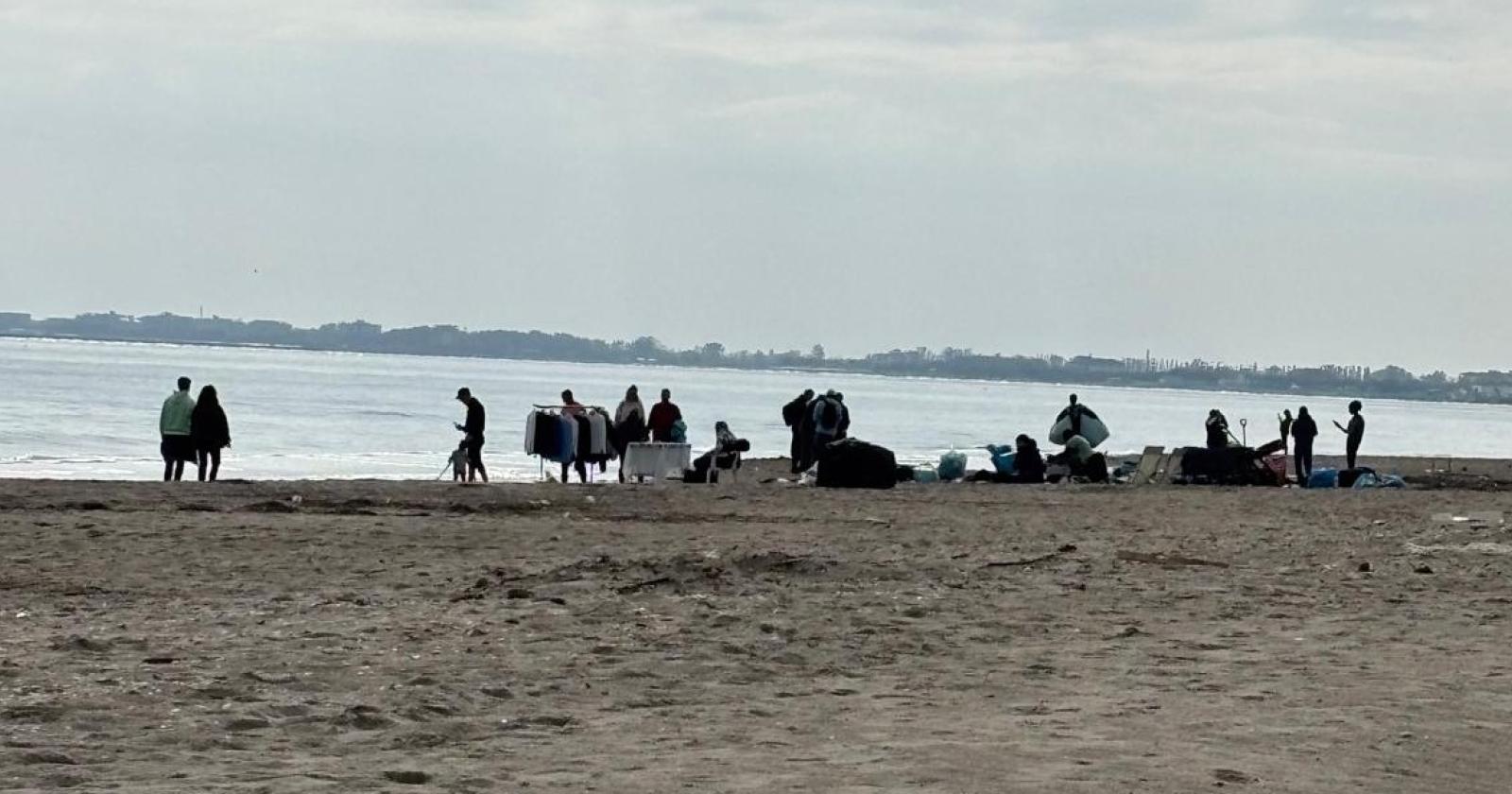 Tornano gli abusivi in spiaggia