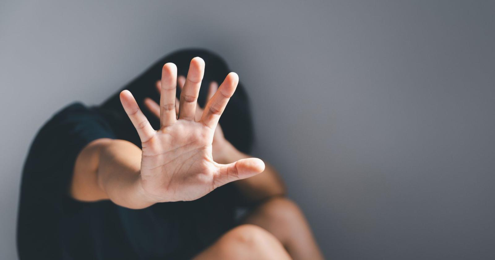 &ldquo;Violenza contro le donne, non esistono discriminazioni legate alla professione&rdquo;