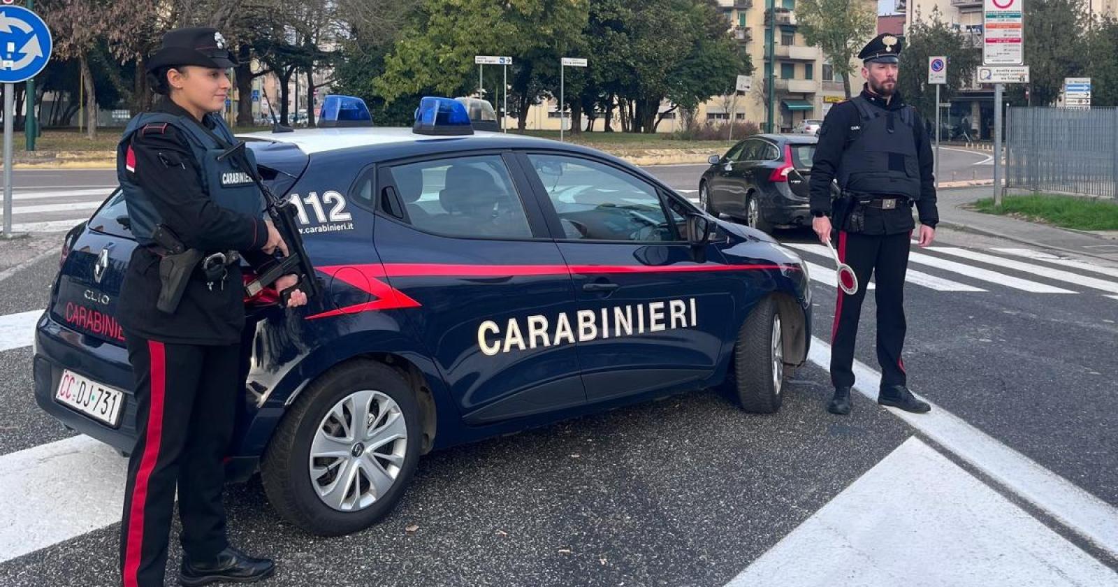 Su di lui pendevano una serie di reati commessi tra il 2013 e il 2015: scatta l'arresto