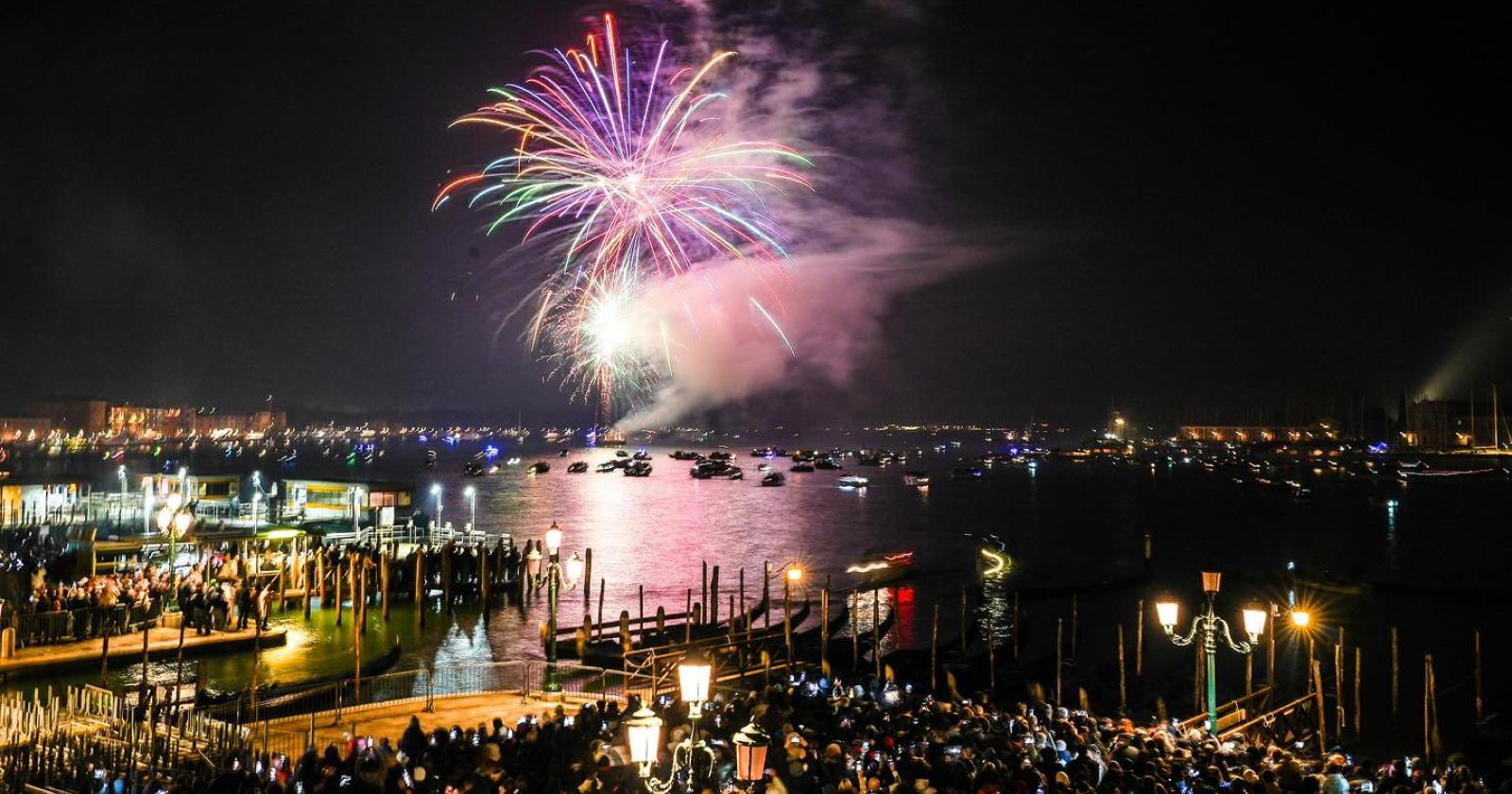 Capodanno 2026, treni straordinari nella notte da Venezia