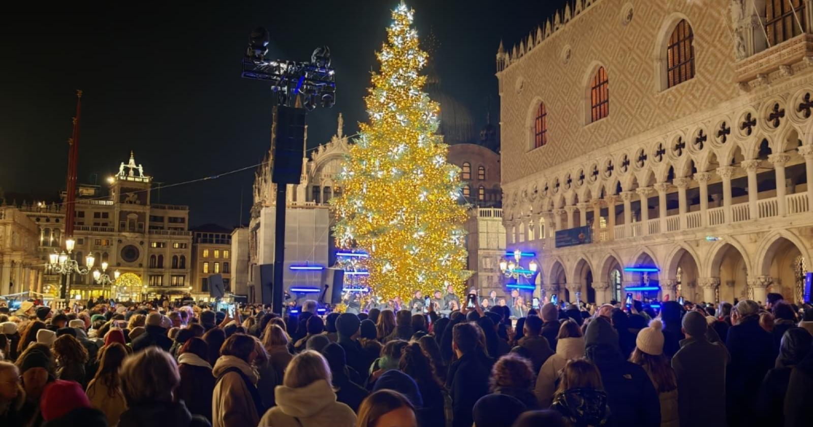 Venezia si prepara all&rsquo;ultimo weekend prenatalizio