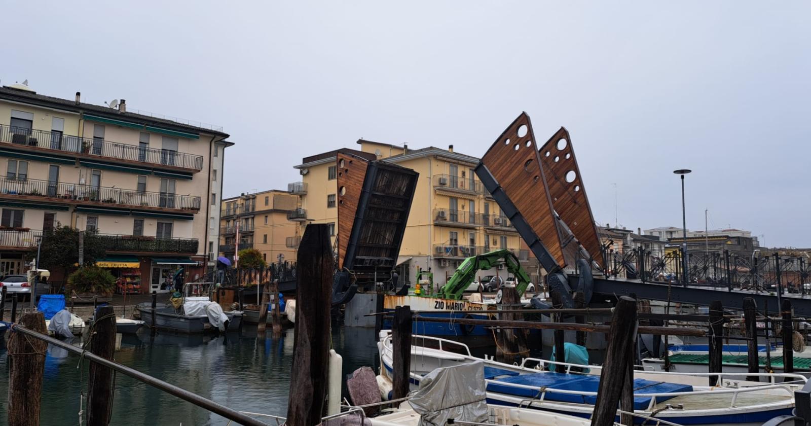 Chiude il ponte Saloni disagi per i pedoni