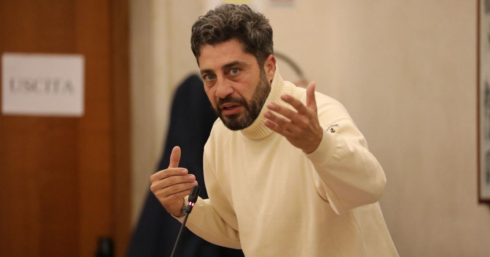 Esclusione da Carta degli aiuti: il Pd interroga il consiglio