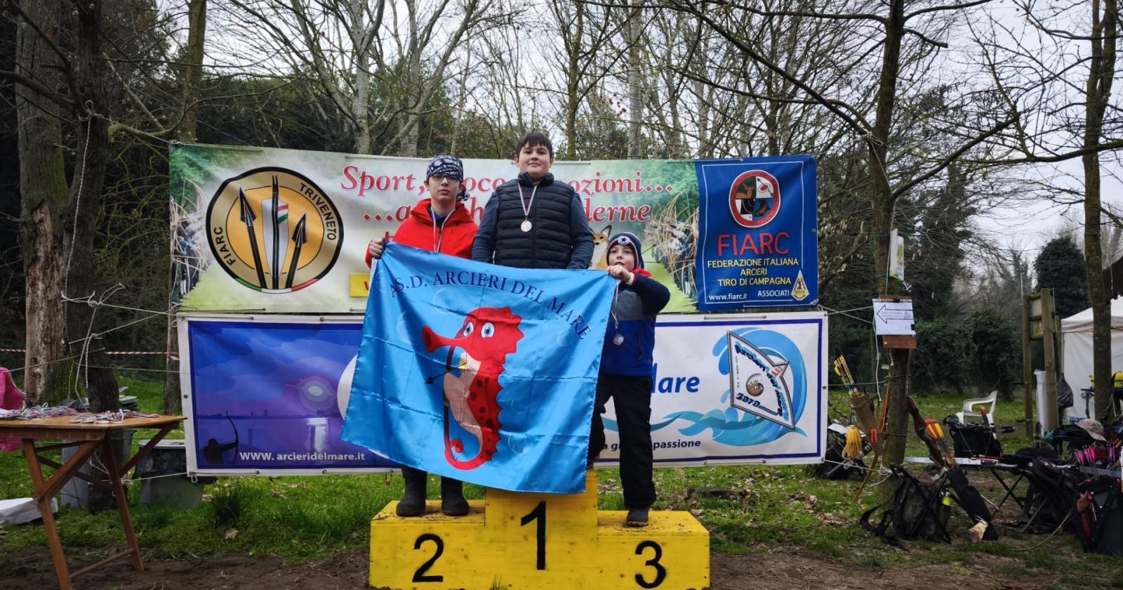 Piccoli arcieri, grande impresa