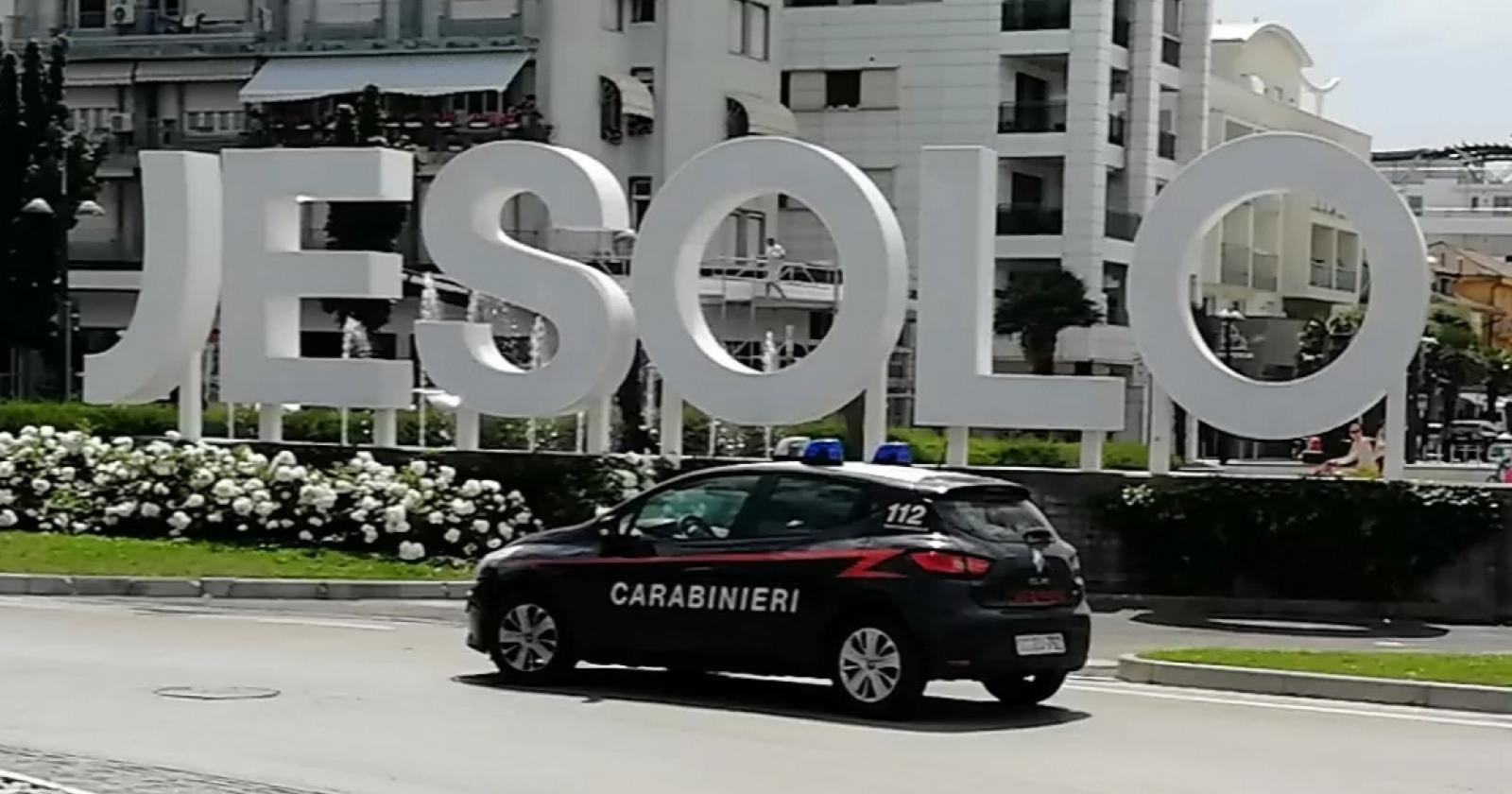 Evade dai domiciliari a poche ore dal trasferimento:  26enne arrestato 