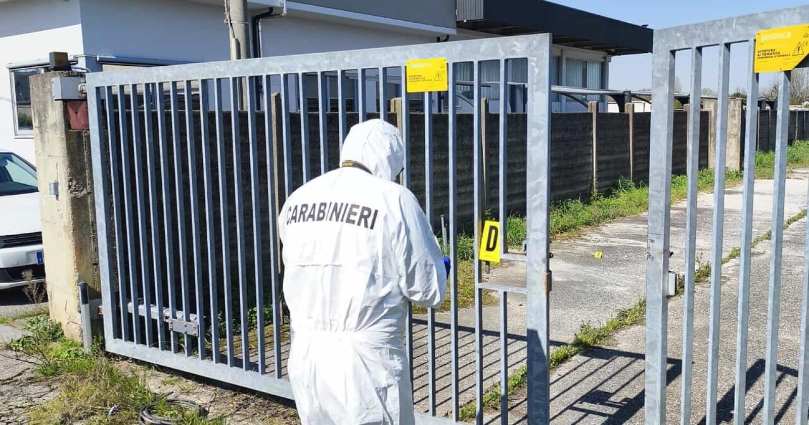 Maxi furto nello stabilimento Prada di Dolo