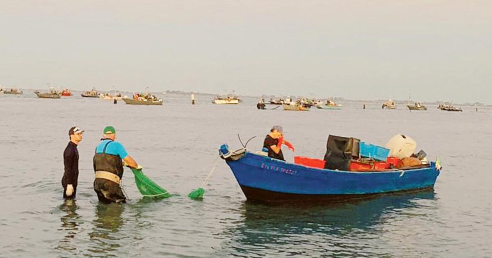 Pescatori, arrivano nuove norme sempre più controllanti