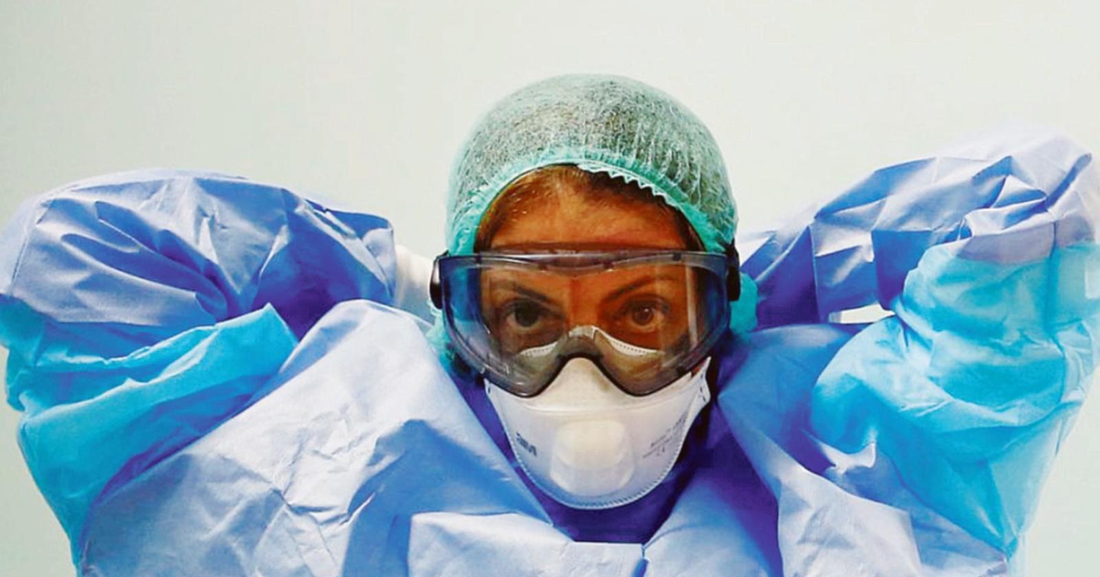 Ancora cautela con le mascherine, in ospedali ed residenze per anziani