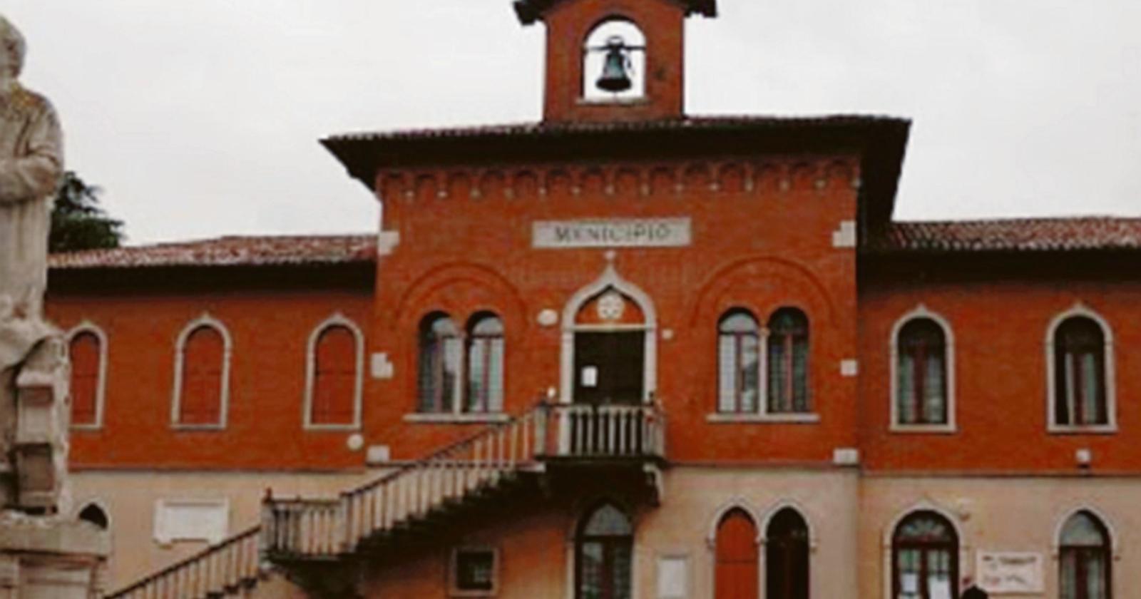Una targa per ricordare la Giornata della memoria