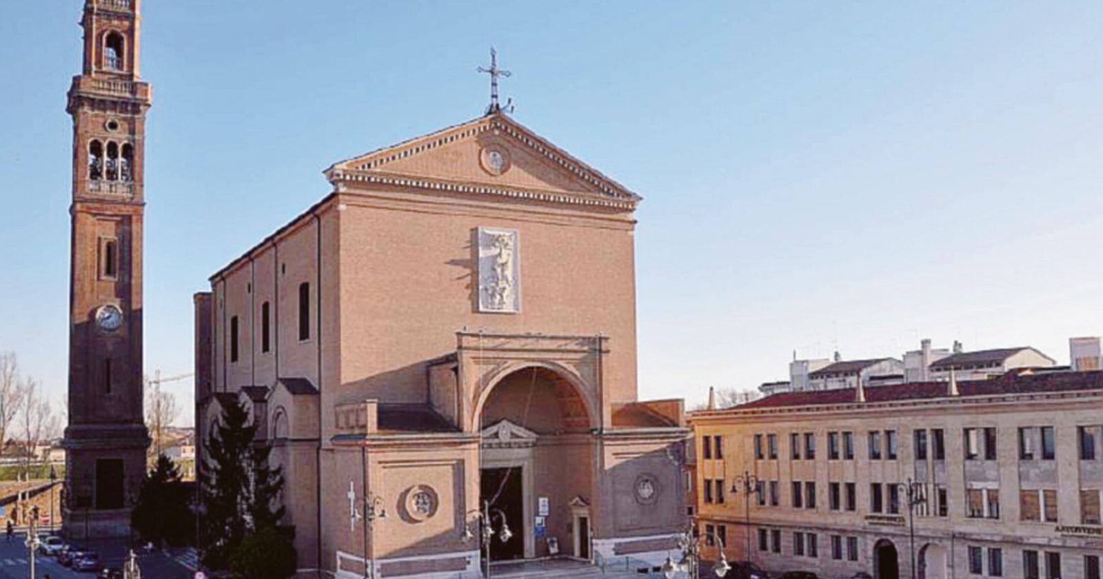 Corso fidanzati e fiori solidali