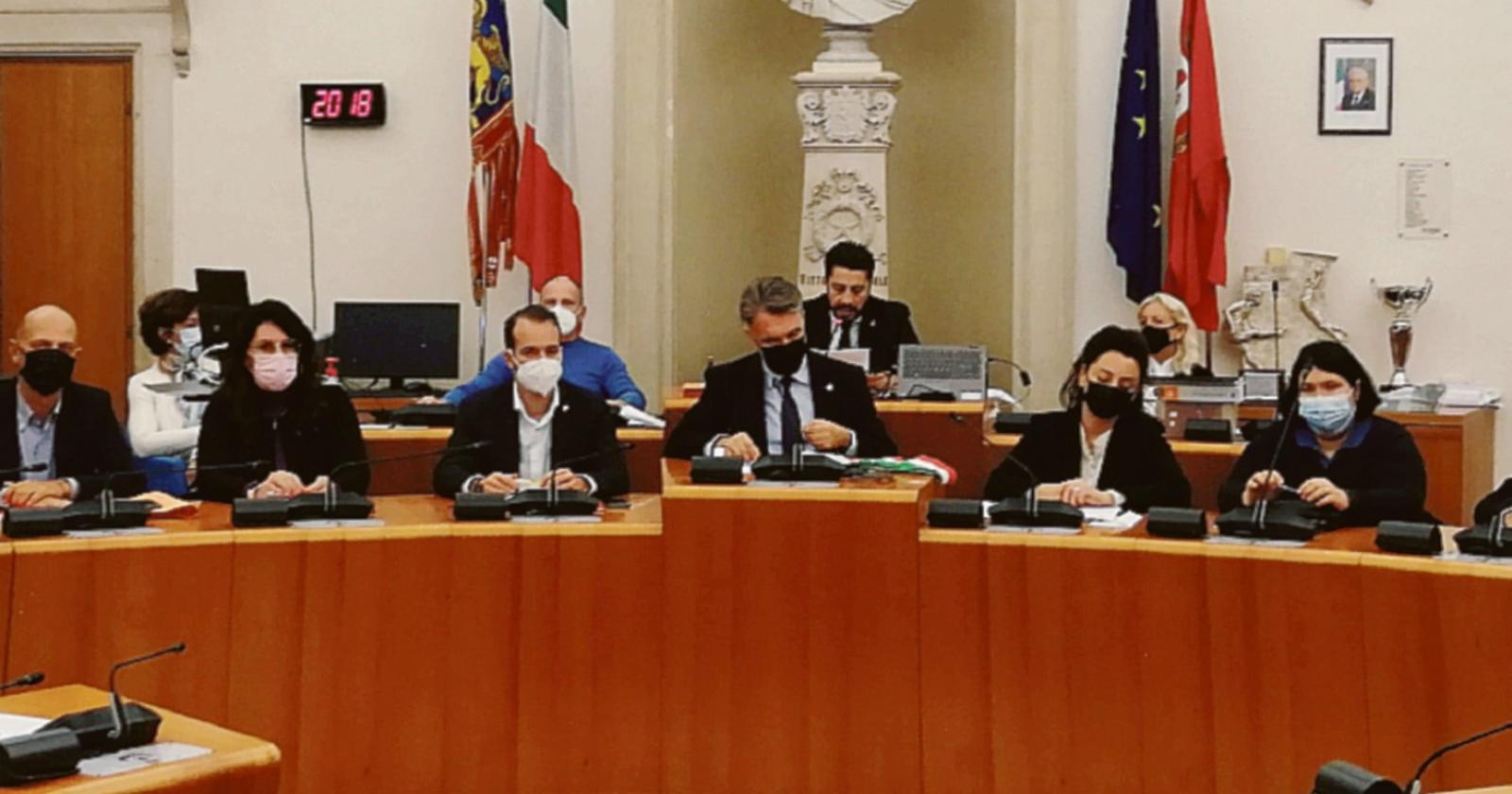 Piovono critiche sulla nuova giunta