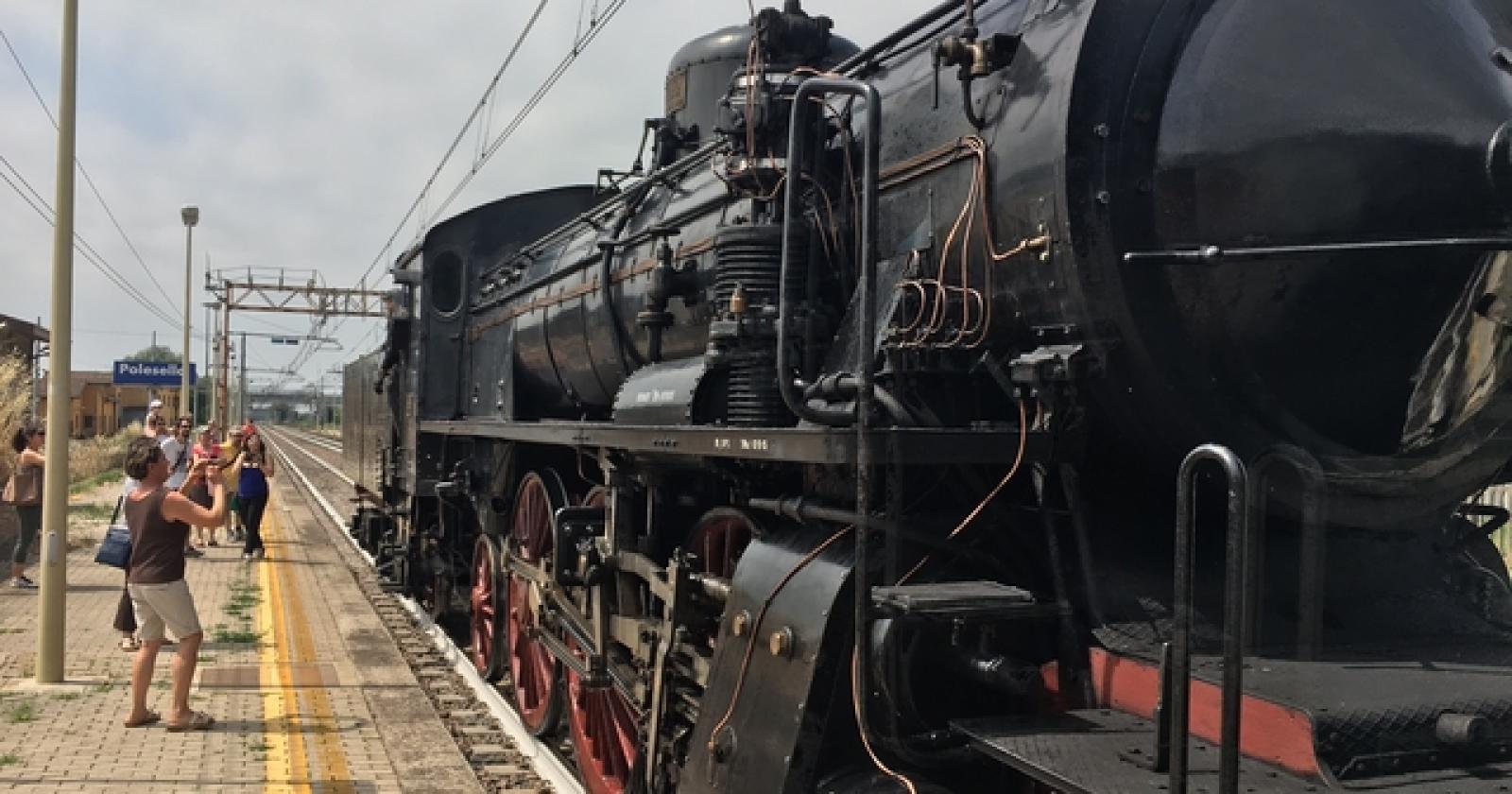 Il treno storico a vapore arriva a Chioggia 