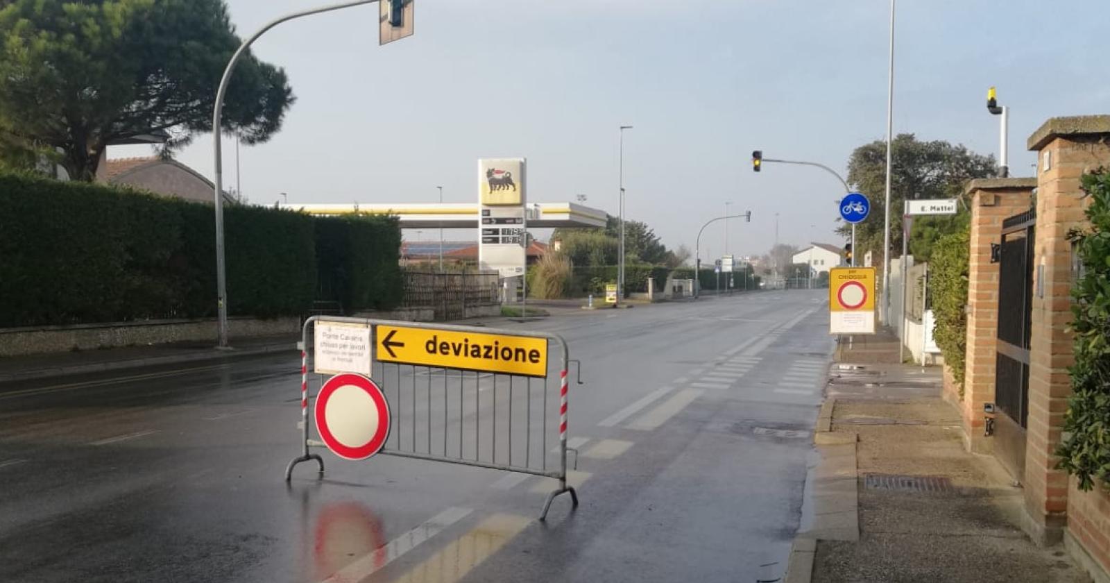 Mercato del giovedì, via Cavour a senso alternato