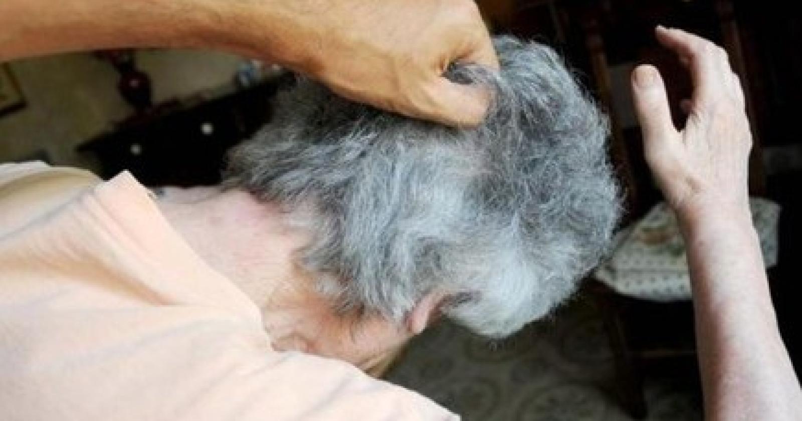 Non potrà più avvicinarsi alla madre