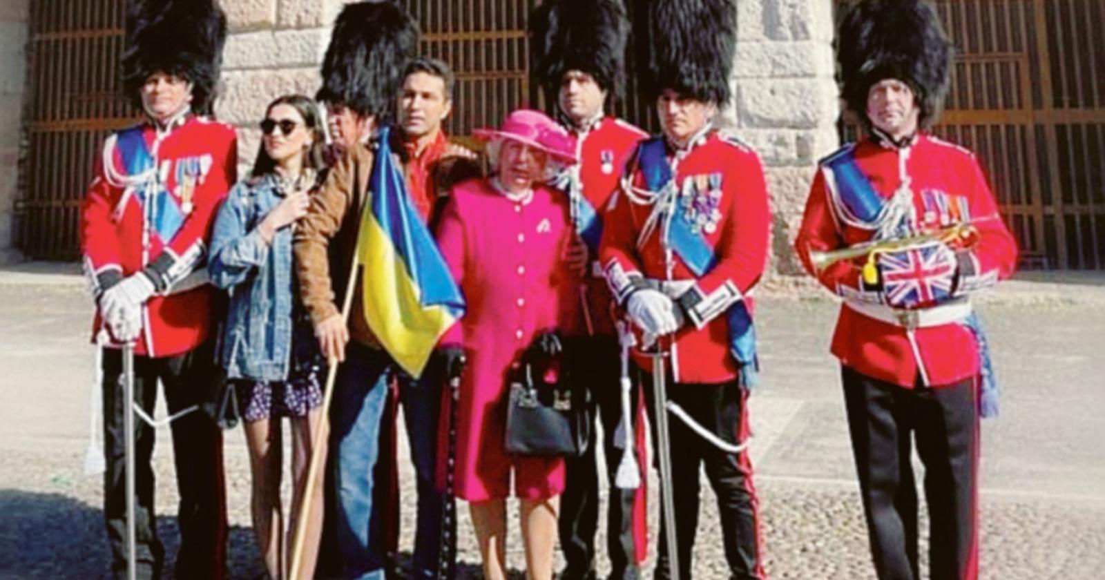 Oggi The Queen sarà al Carnevale