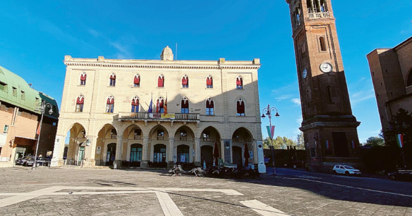 Il teatro protagonista in piazza