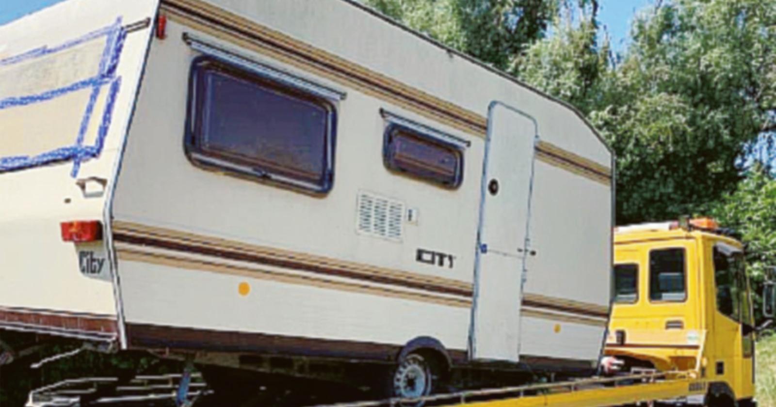 Rimosso l’ultimo “mostro” di Marice via anche la roulotte