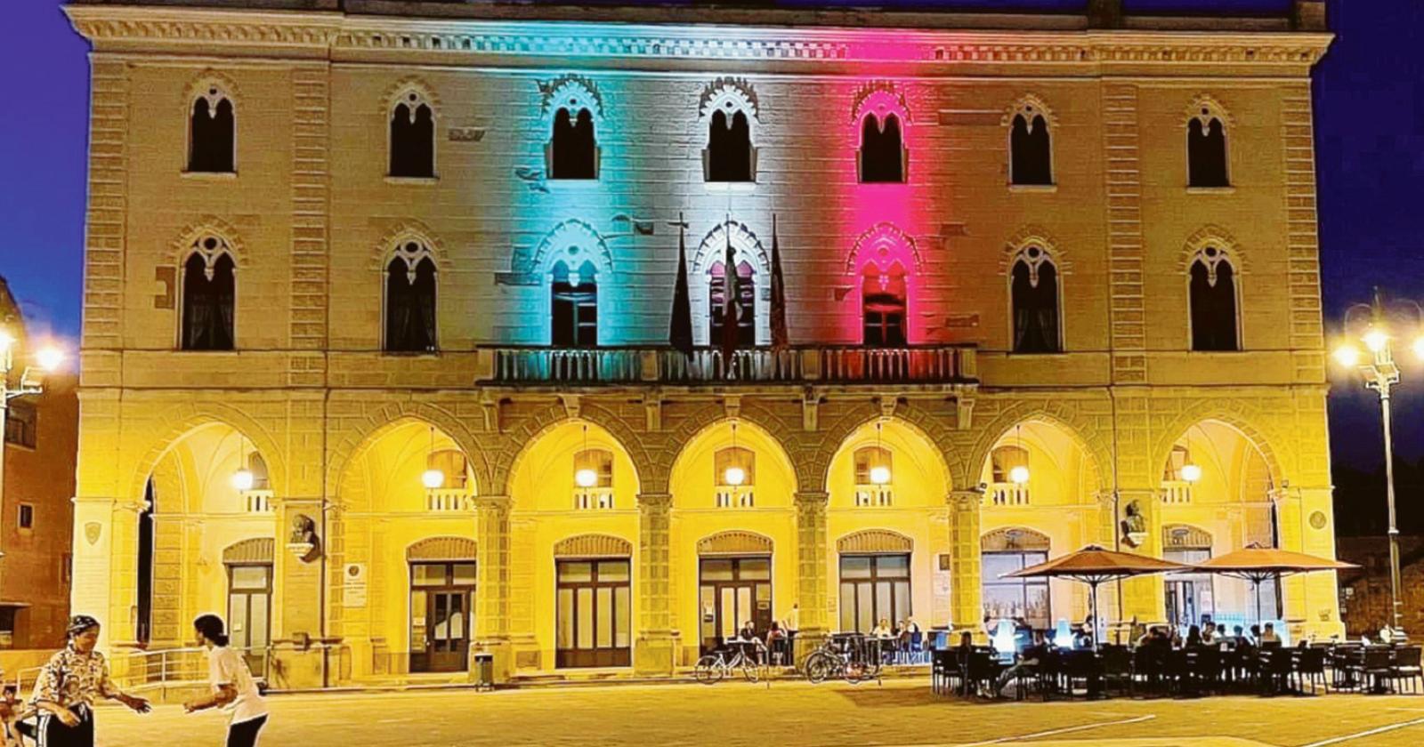 Puzza e miasmi vicino alle scuole