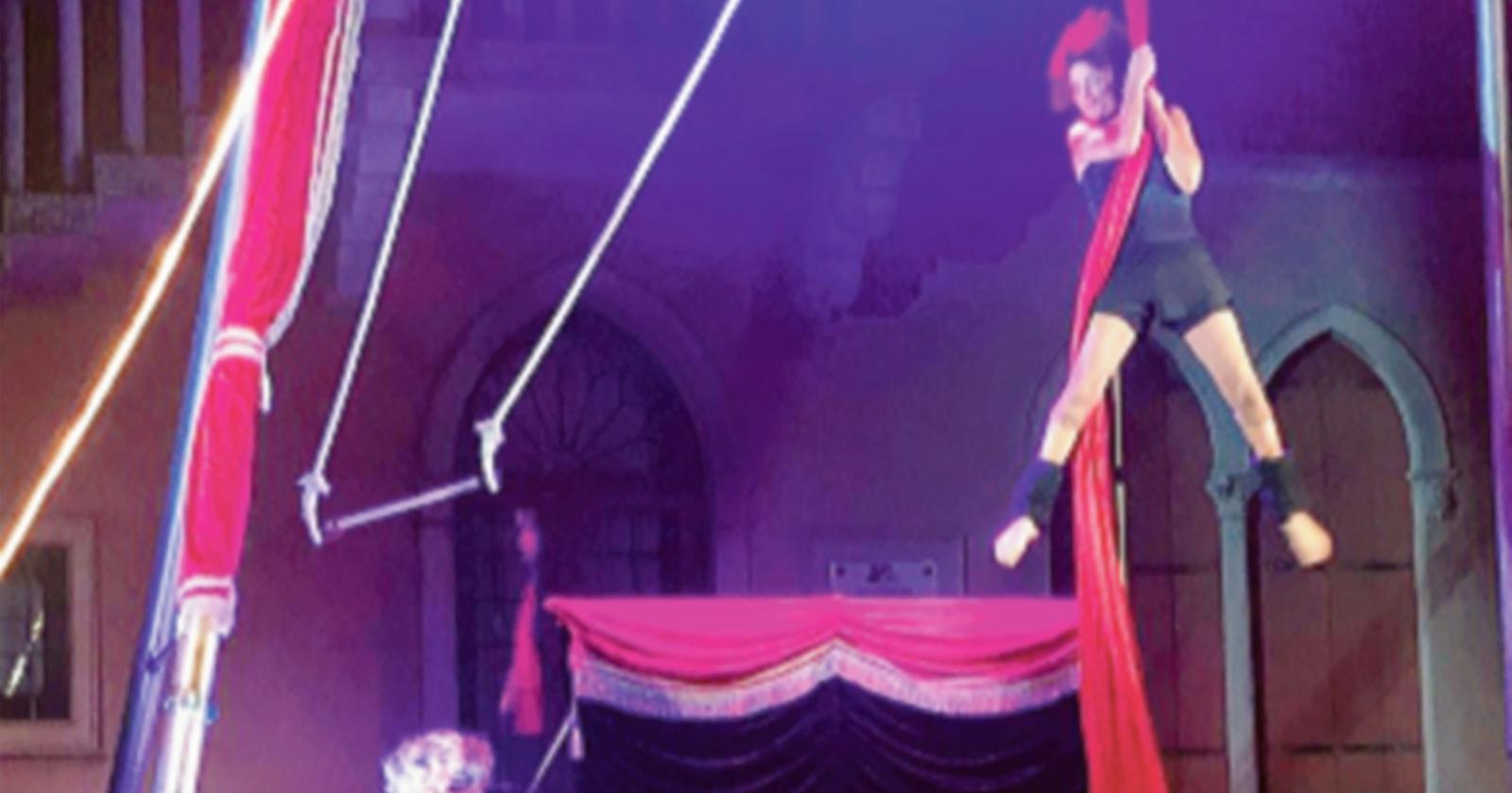 Gag, musica e acrobazie Kalinka conquista tutti