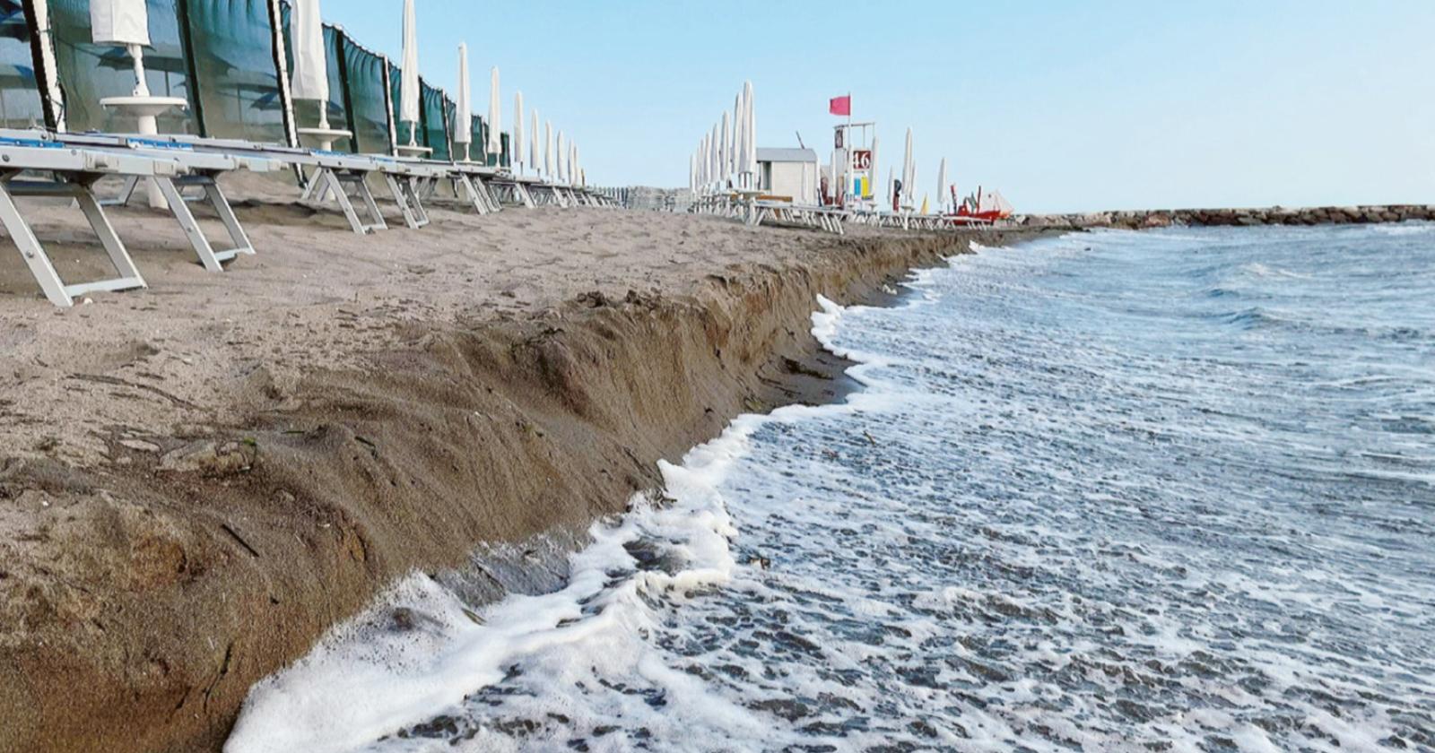 Isola Verde si rif&agrave; il look: sabbia in arrivo