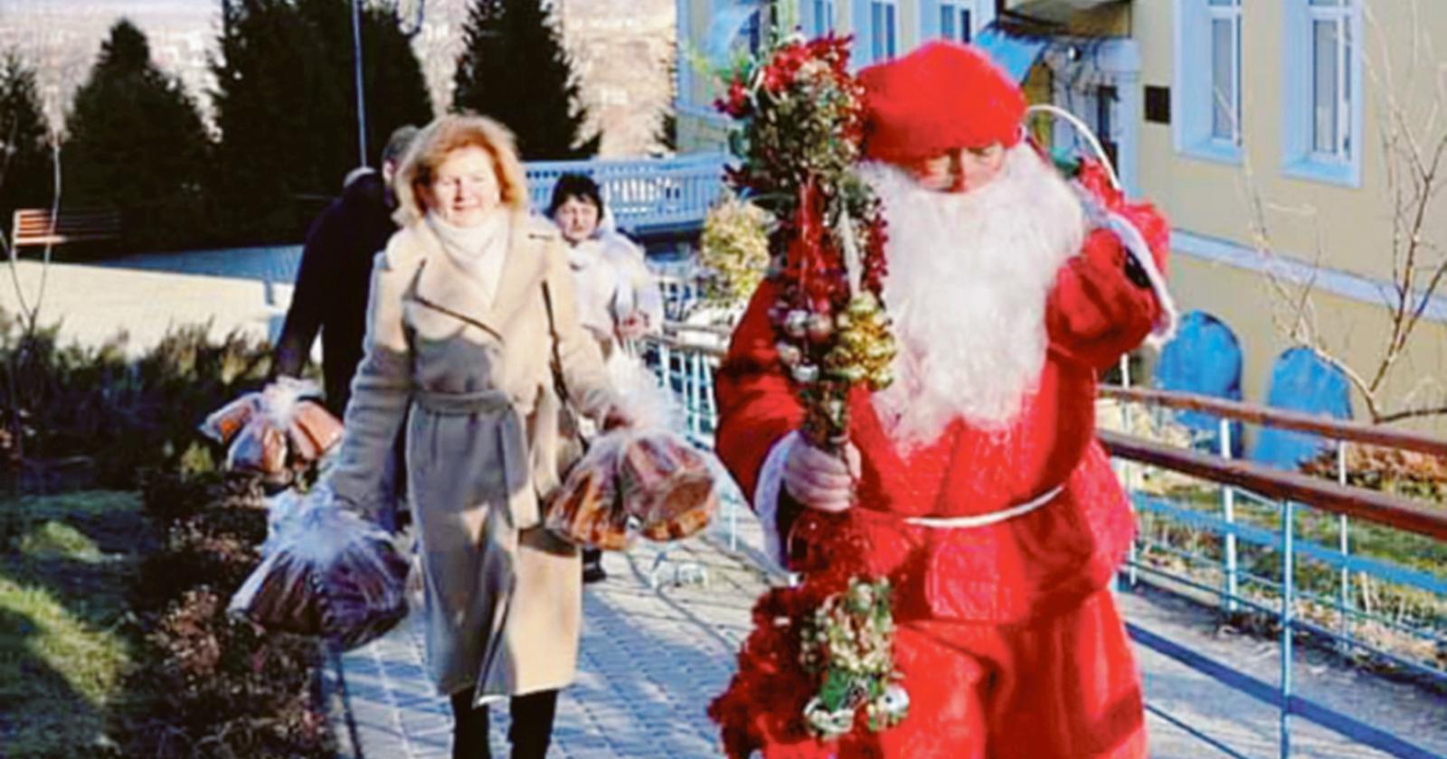 Damiano, il nostro Babbo Natale tra le bombe