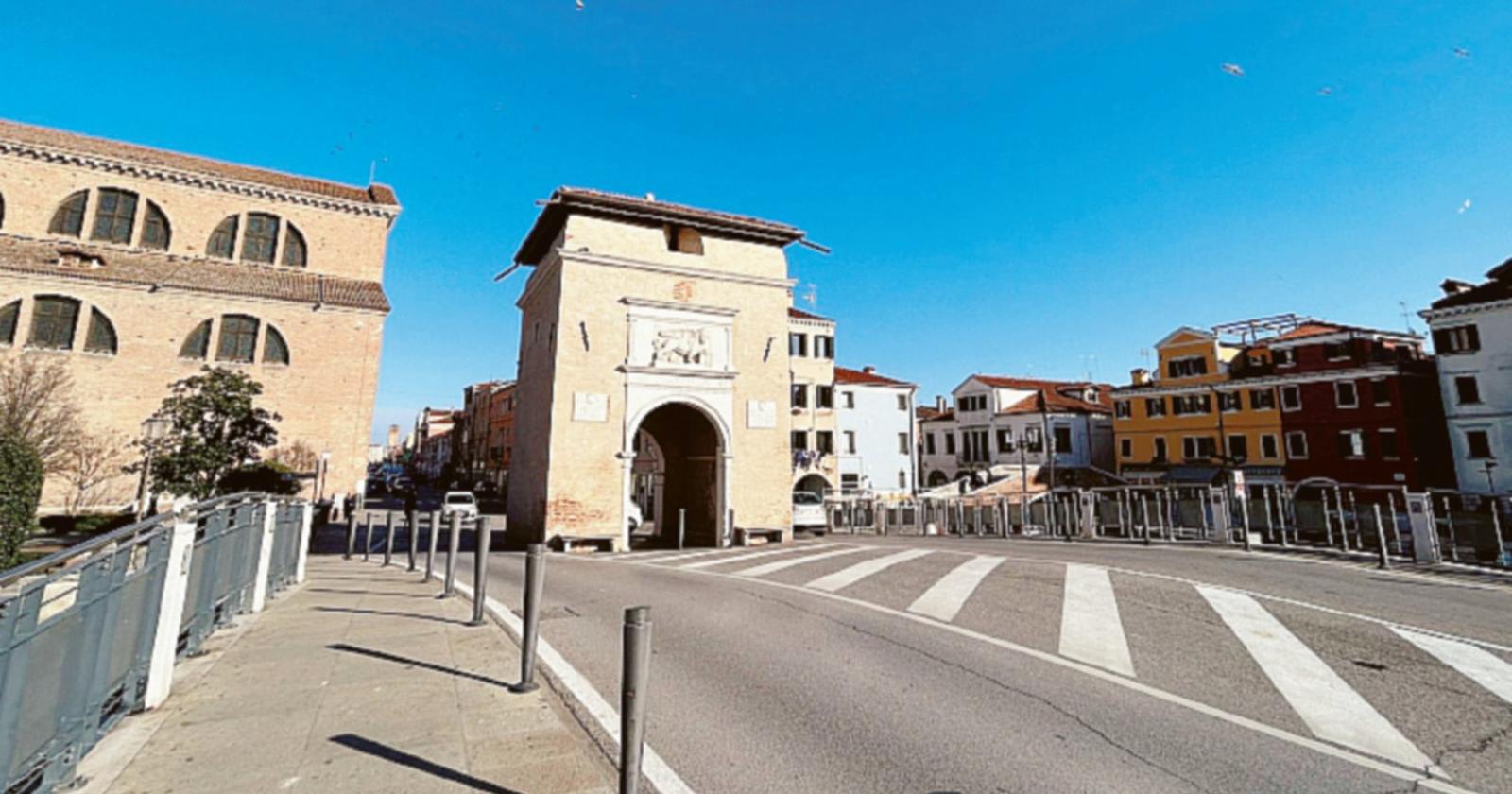 Porta Santa Maria ripristinata la normale viabilità