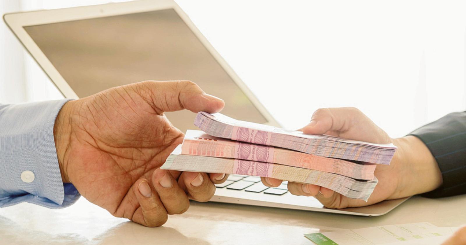 Usura, il rischio aumenta durante le festività tra famiglie e imprese