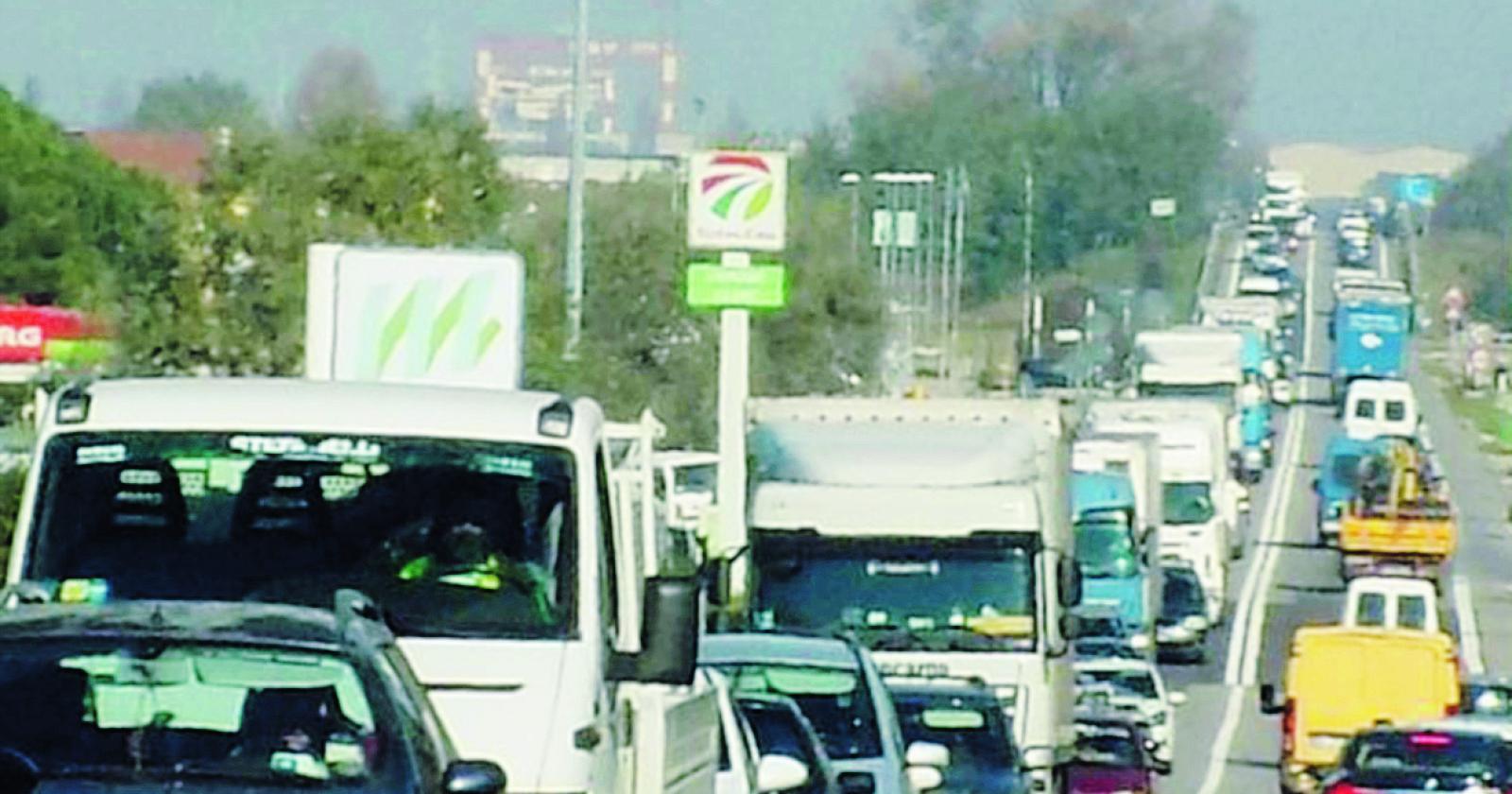 Tir in Romea, il turismo dice basta
