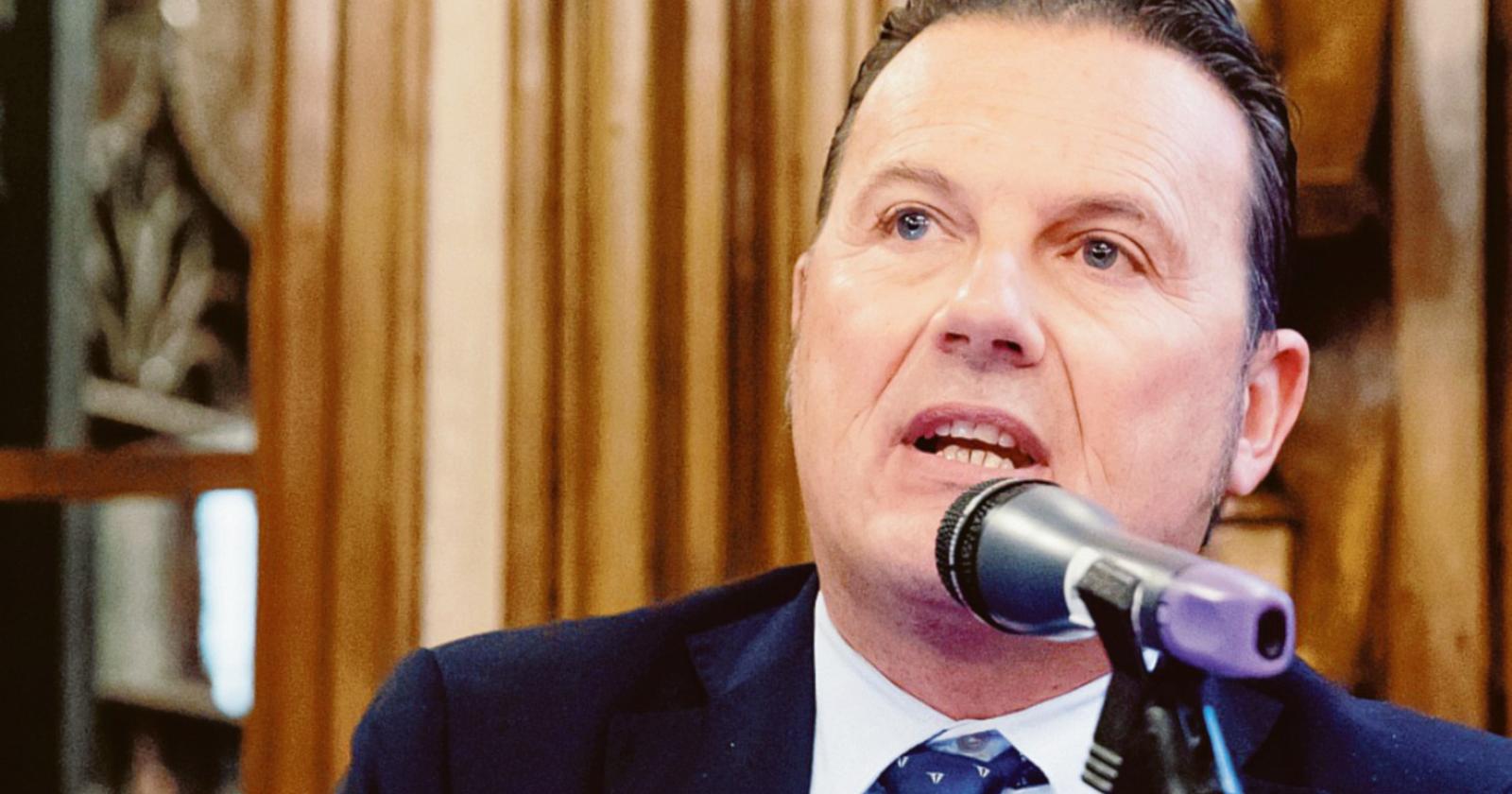 Dolfin contro Montanariello “Polemiche pretestuose”