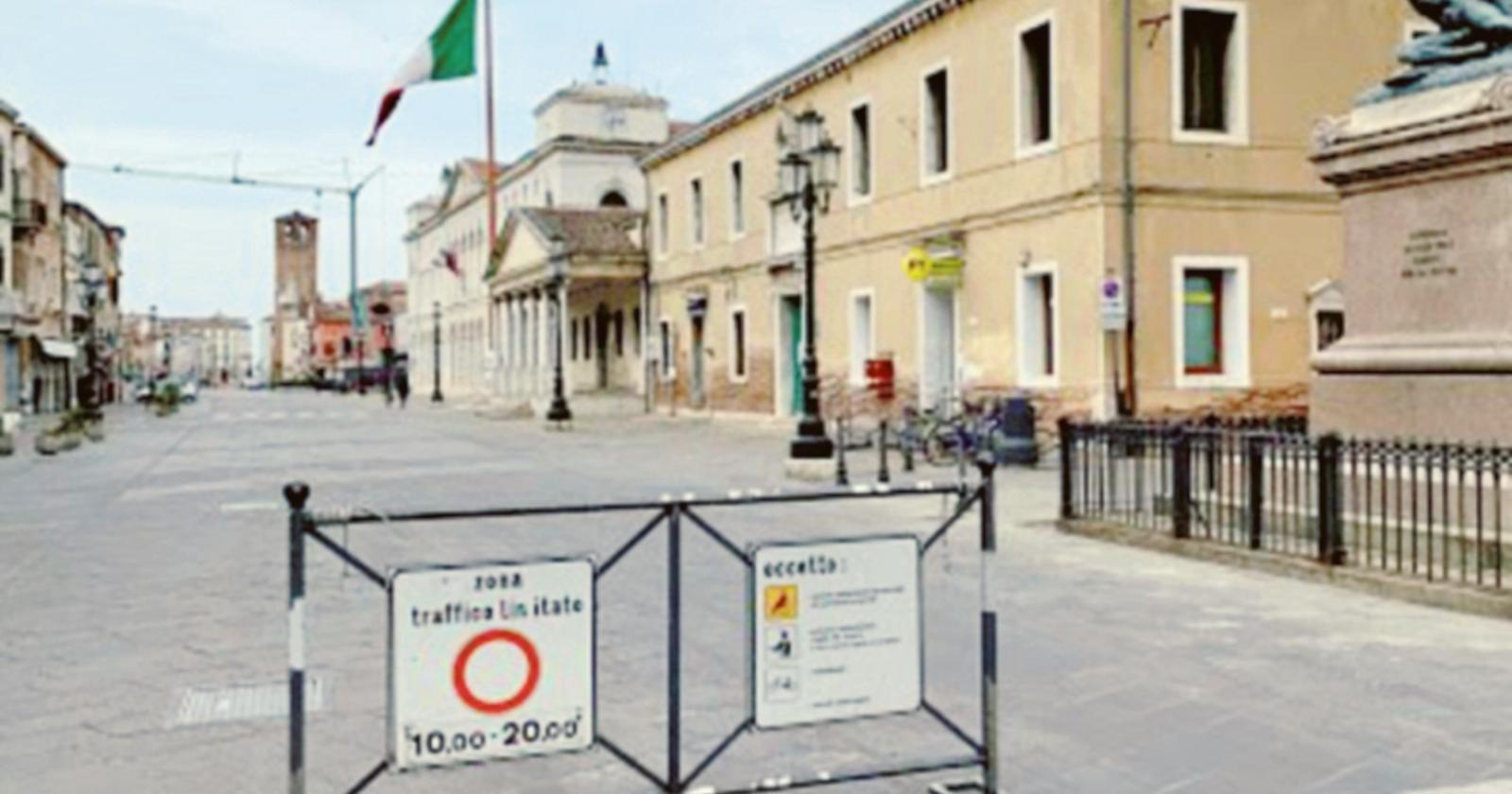 Sulla Ztl la citt&agrave; si spacca tra decoro in centro e disagi