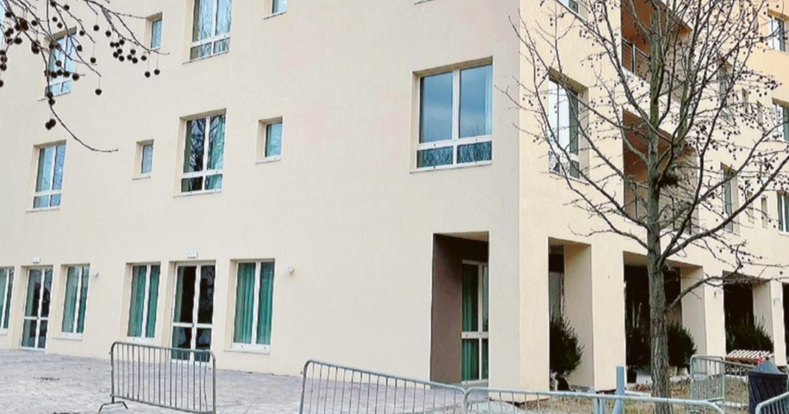 Casa di riposo: "Al centro gli ospiti”