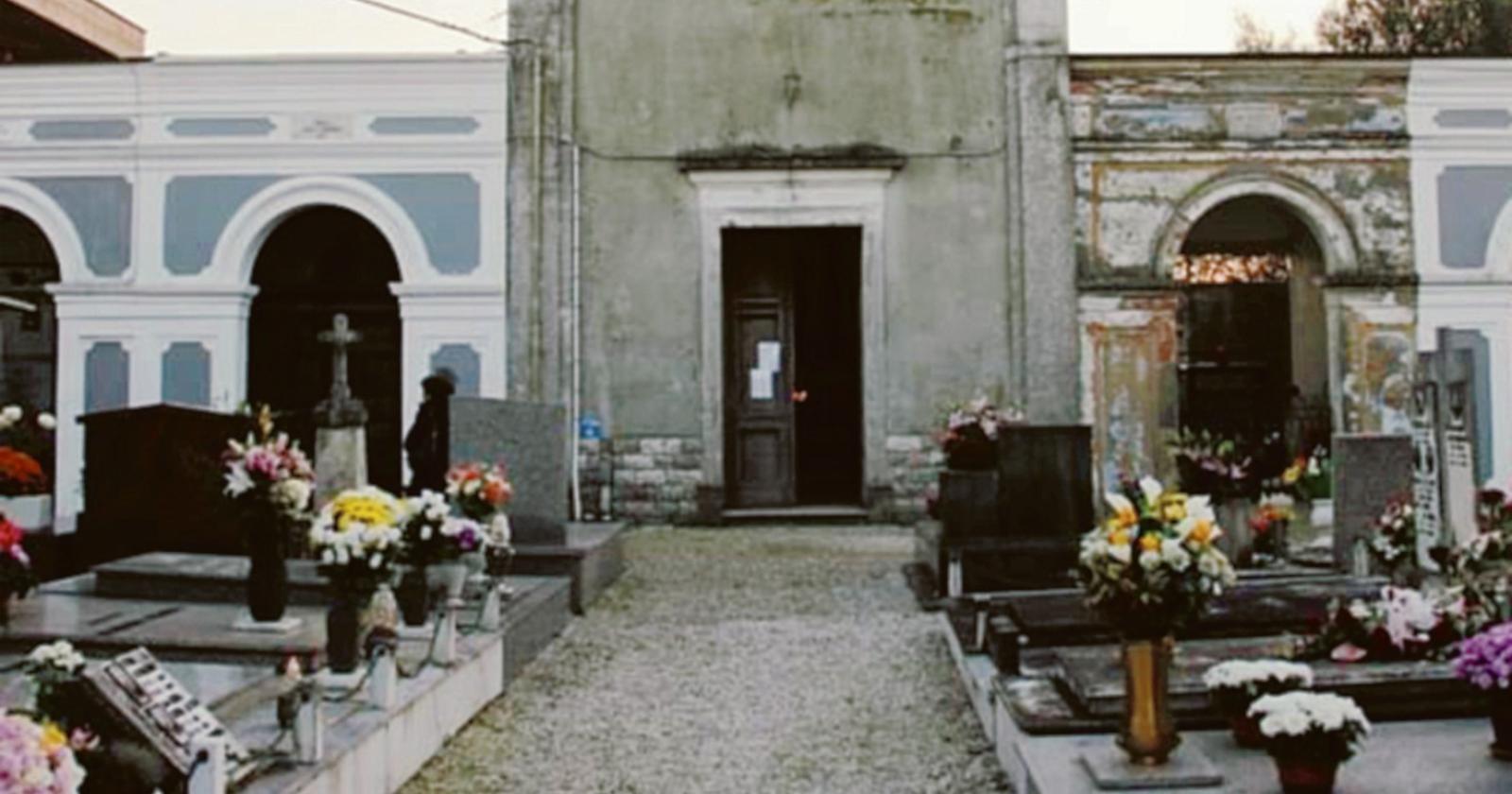 Furti sacrileghi sulle tombe dei cari