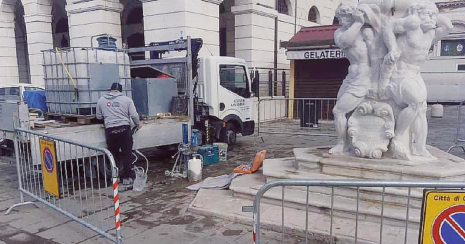 Lo Stendardo è circondato