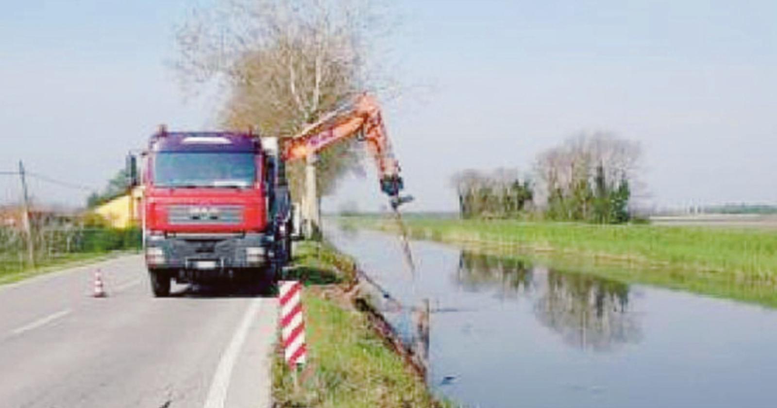 Partiti i lavori sul canale: c’è il senso unico alternato