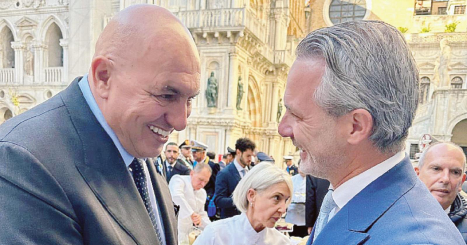 Munari a tu per tu con Crosetto