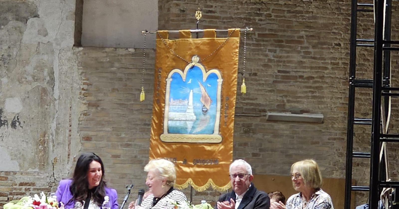 Marzo donna ai titoli di coda